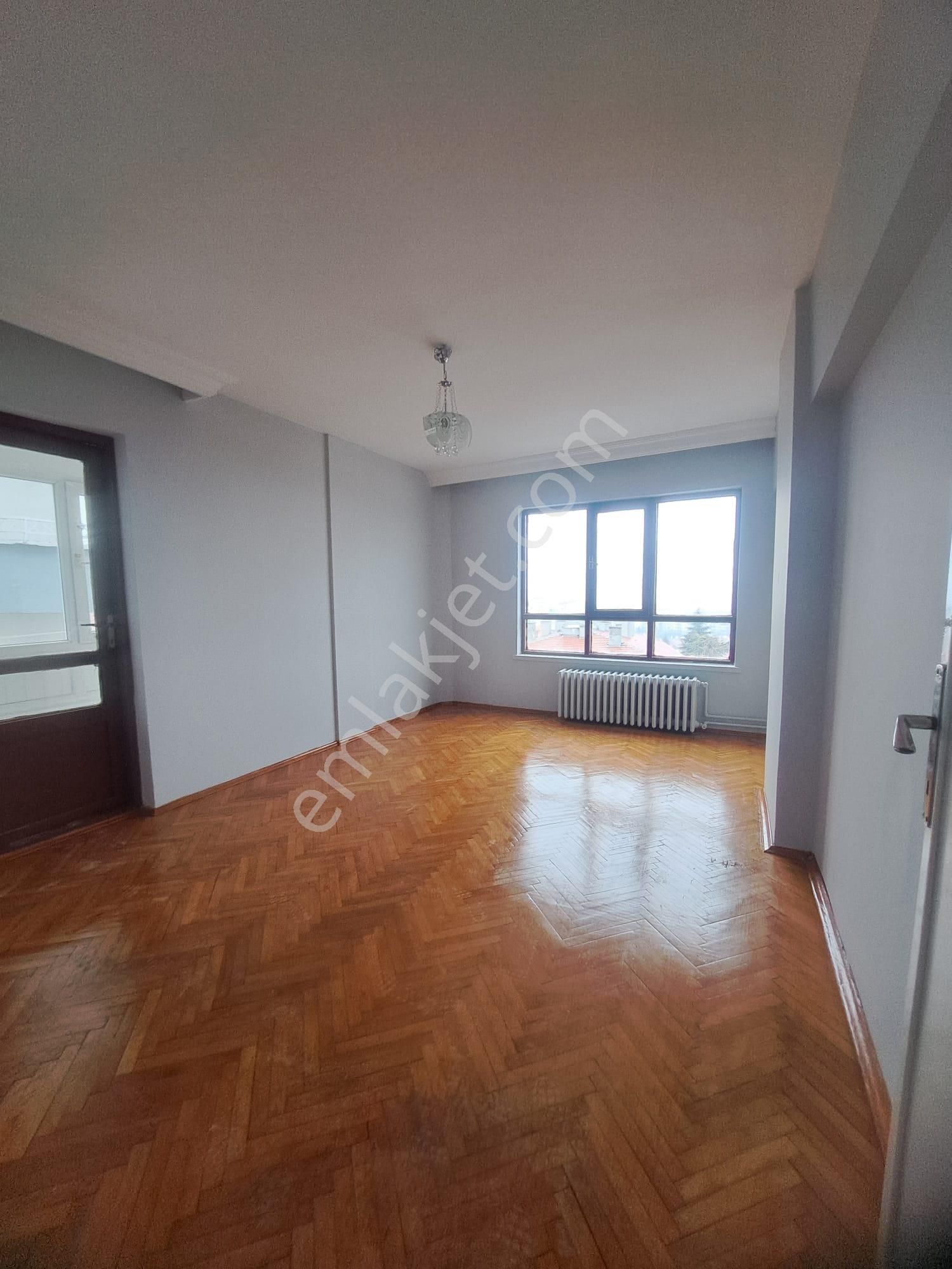 Önaldan Ankara Çankaya Sokullu Caddesi Üzeri 4+1 Manzaralı Daire - Görsel 4