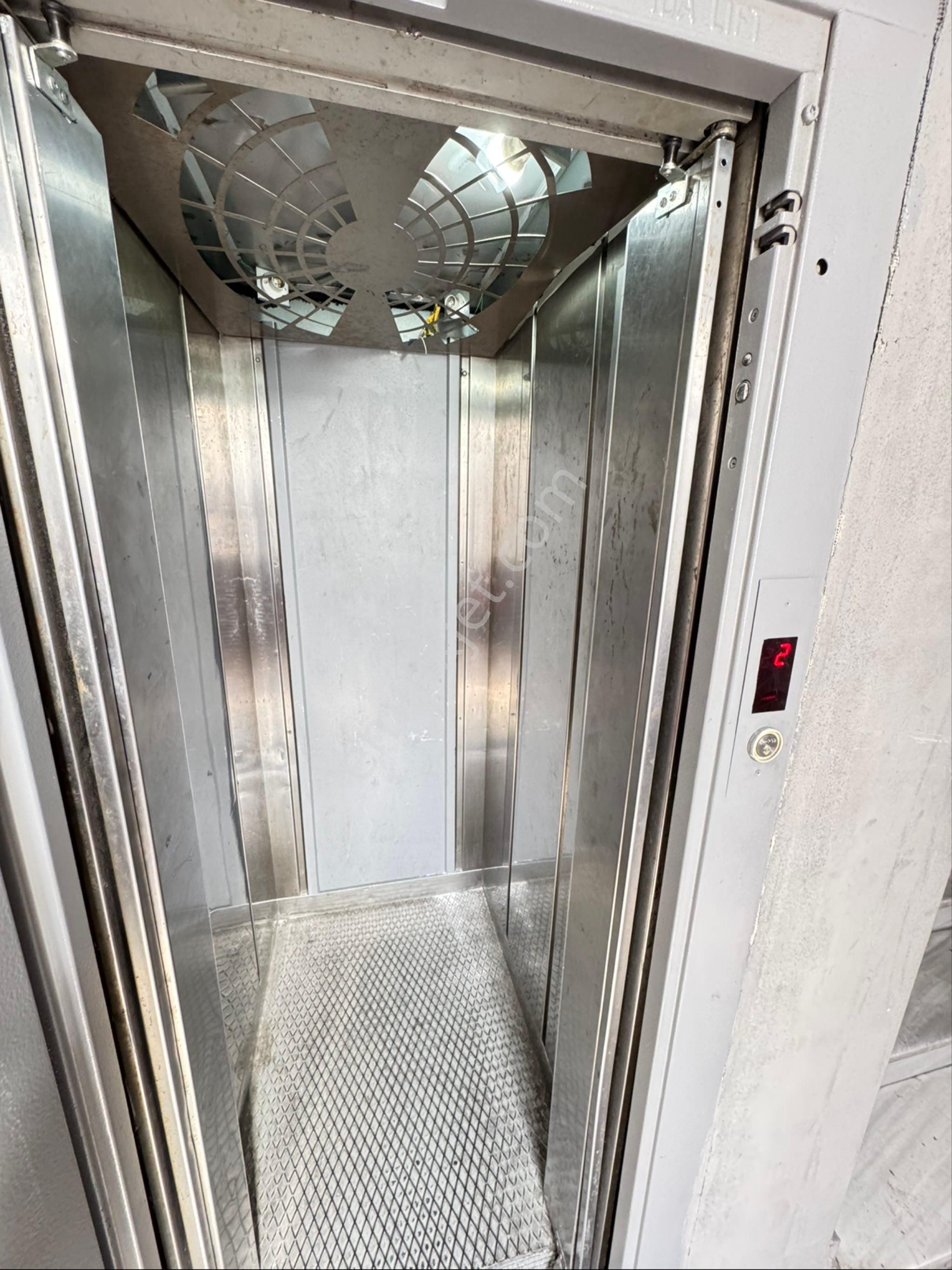 Zafer Yapı Gayrimenkulden Kiralık Dükkan 200m2 1.kat İşhanında İstanbul Sultangazi Cebeci Mahde - Görsel 20