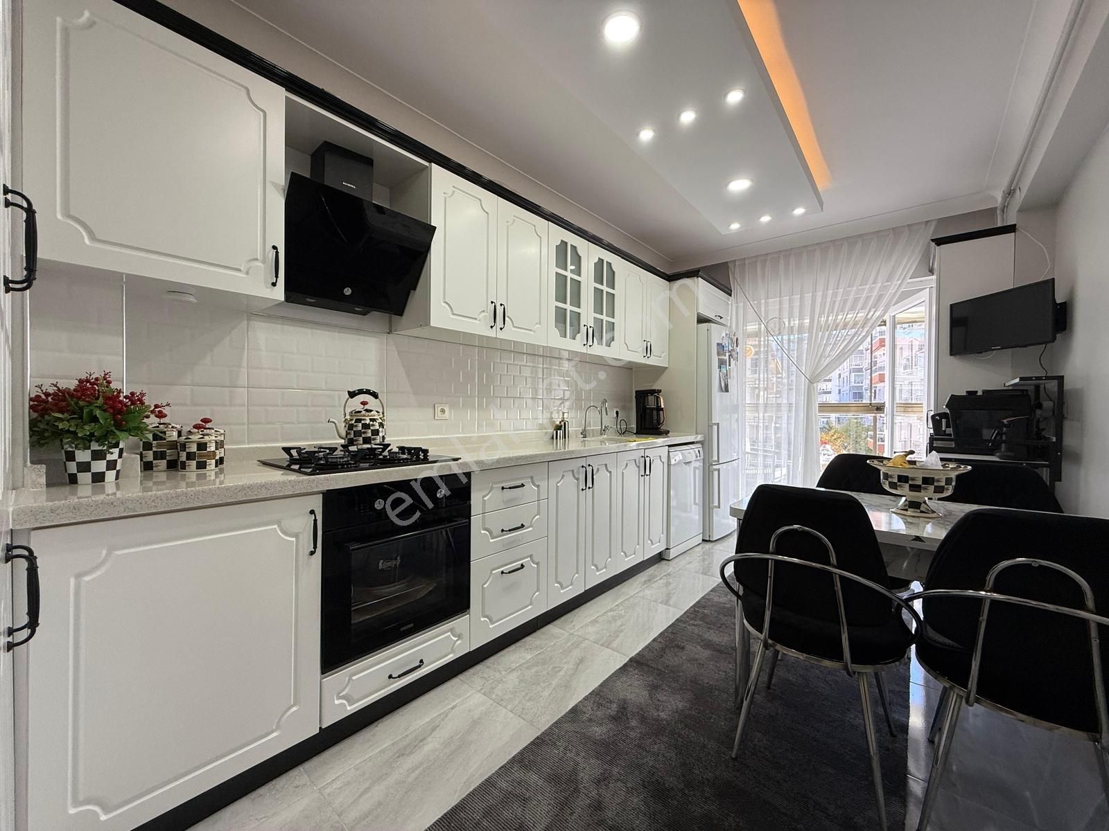 Yasa' Dan Karakaya'da 1.kat 3+1 Güney Cephe Kök Tapu Full Yapılı - Görsel 31