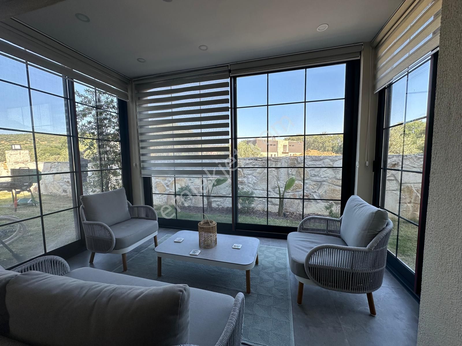 Foça Kozbeyli Merkez'de Müstakil Satılık Villa - Görsel 15