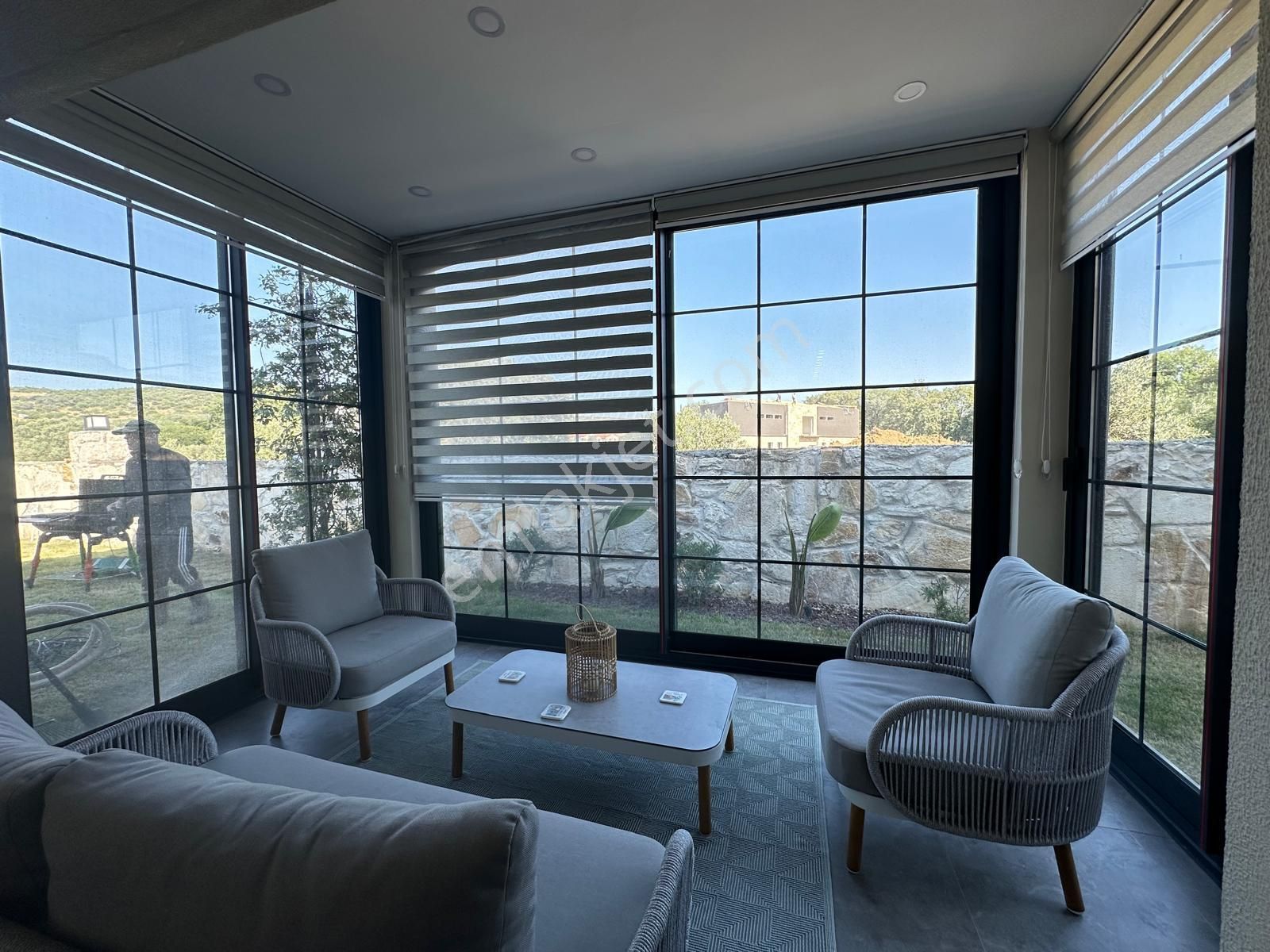 Foça Kozbeyli Merkez'de Müstakil Satılık Villa - Görsel 16