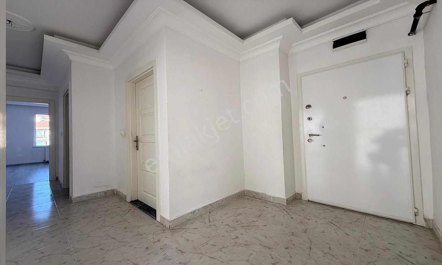 Yasa'dan Karaka Mah. 4. Kat 3+1 Batı Cephe Cadde Yakını !! - Görsel 16