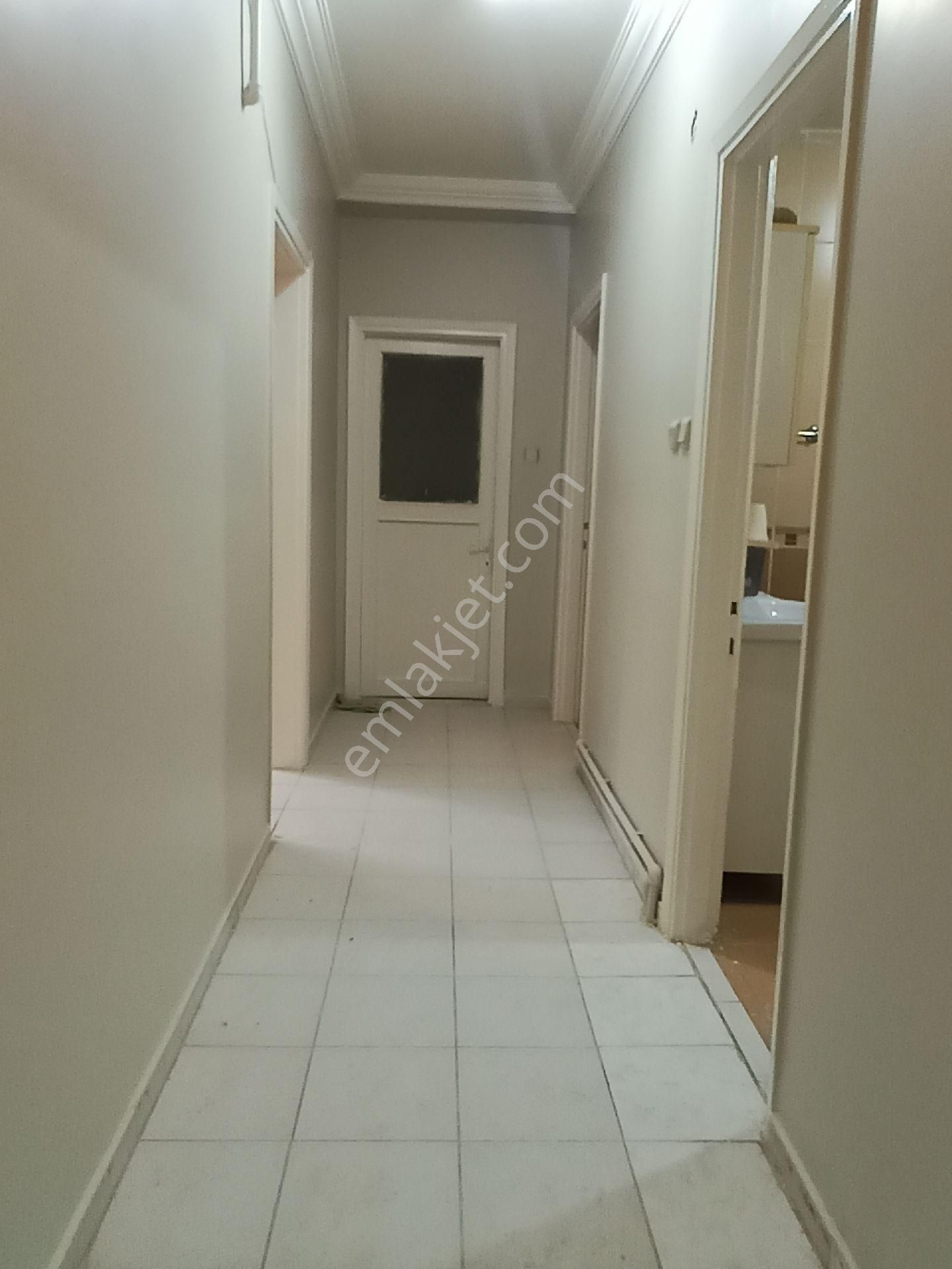 İgr Gayrimenkul Üsküdar Merkezi Notka 2+1 Kot Bir Sınagı Vardır Her Katta 4 Daire - Görsel 18