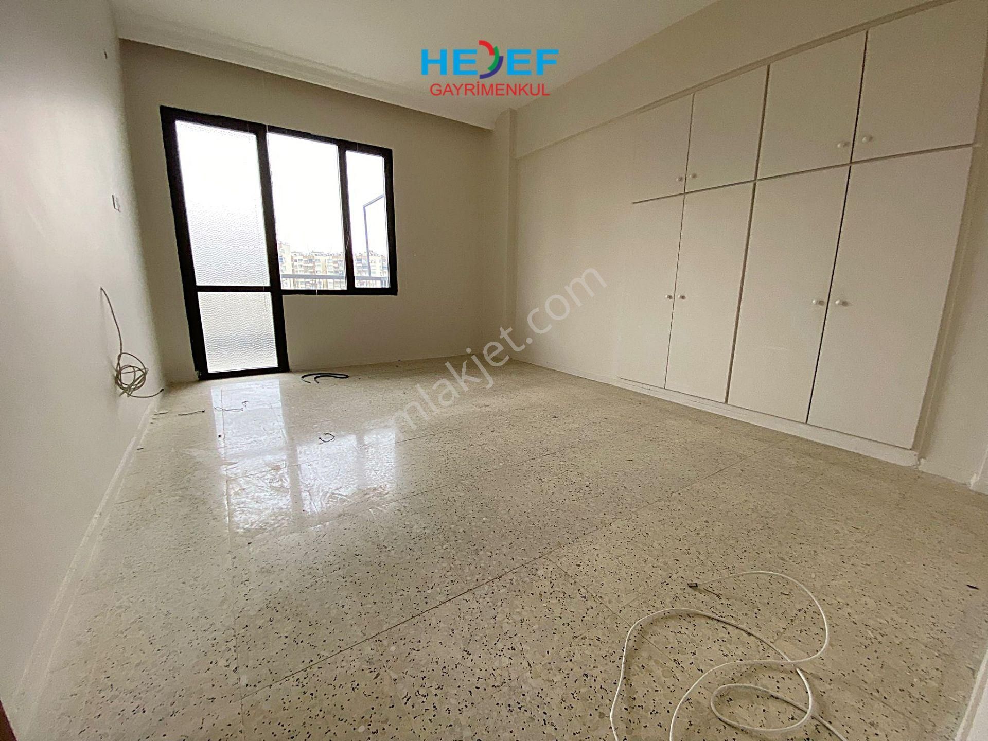 Hedef'ten Menderes Mah'de Deniz Manzaralı Sosyal Aktiviteli 3+1 - Görsel 20