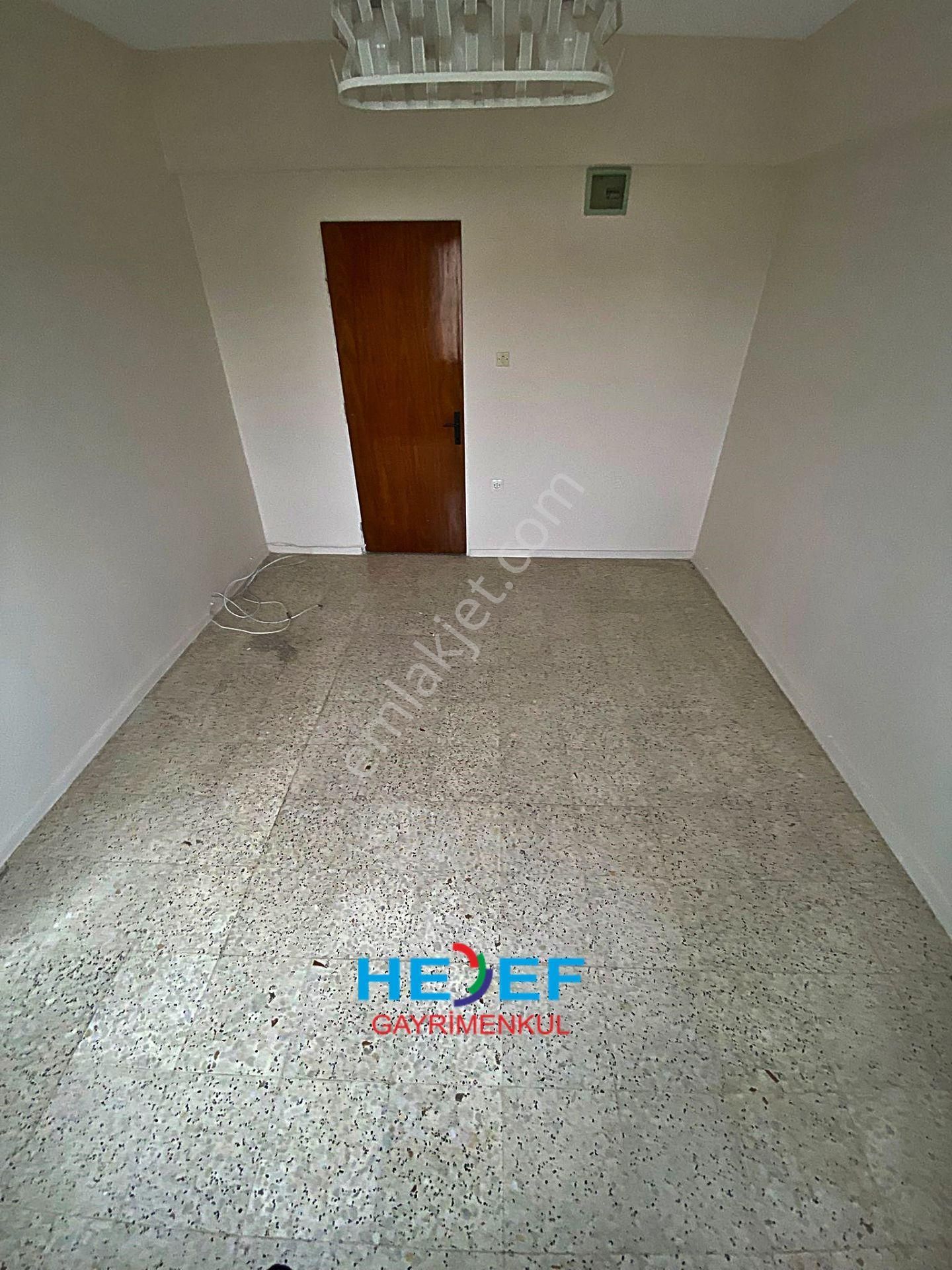 Hedef'ten Menderes Mah'de Deniz Manzaralı Sosyal Aktiviteli 3+1 - Görsel 17