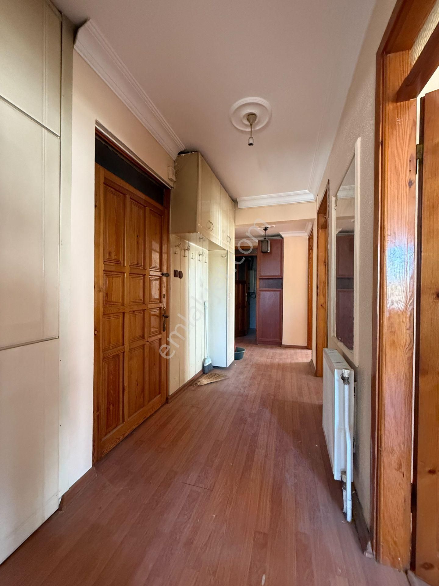 Tugay Nizamiyesi Karşısında Aydınlık Ve Ferah 3+1 Kiralık Daire - Görsel 14