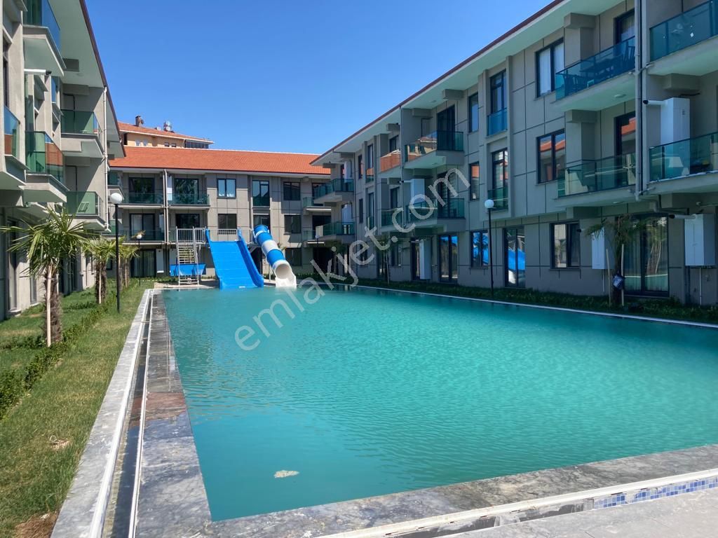 Çamlık Sitesinde Aqua Park Cepheli Kombi Petekli Eşyalı 2+1 Satılık - Görsel 7