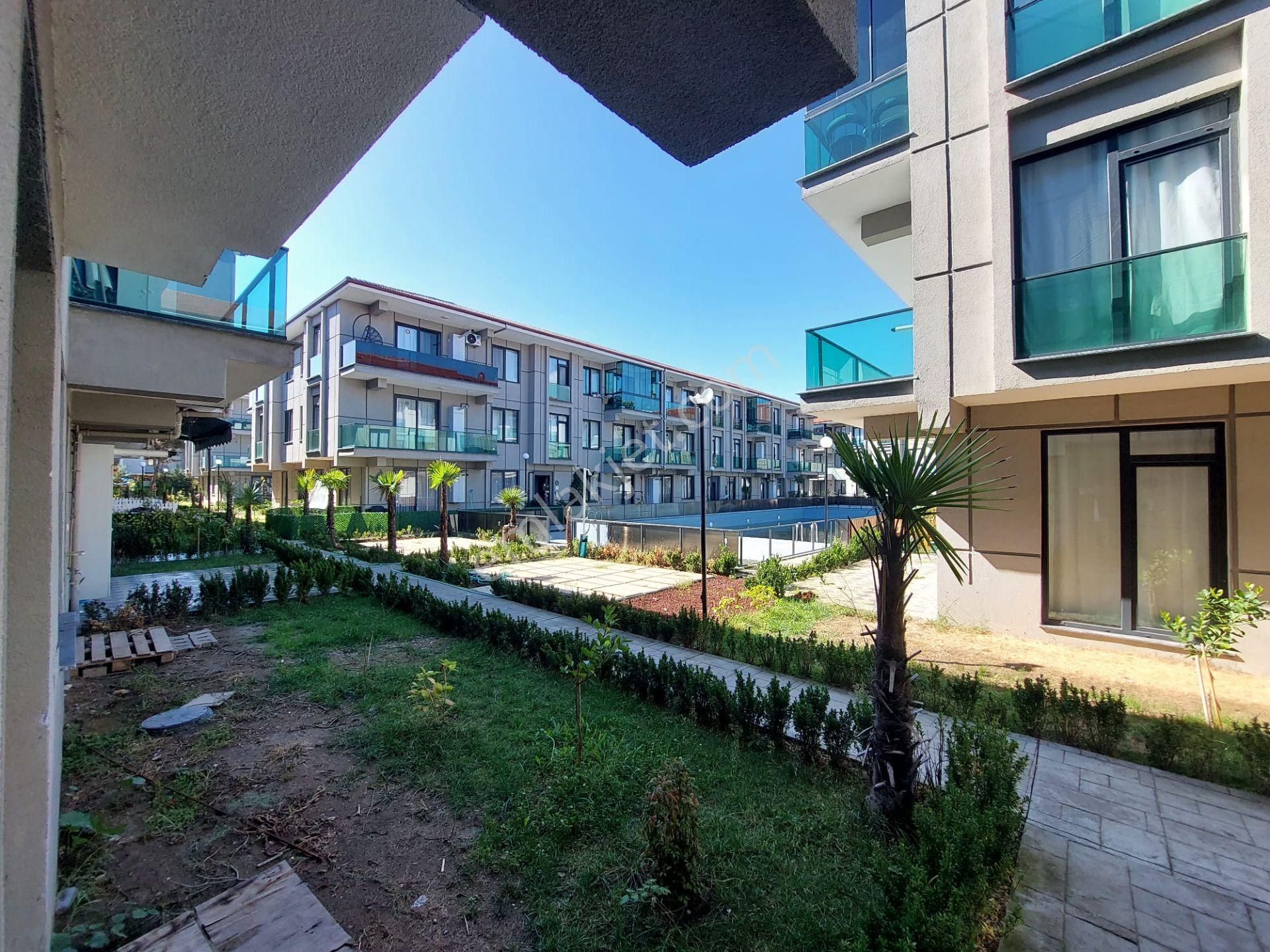Çamlık Sitesinde Aqua Park Cepheli Kombi Petekli Eşyalı 2+1 Satılık - Görsel 13