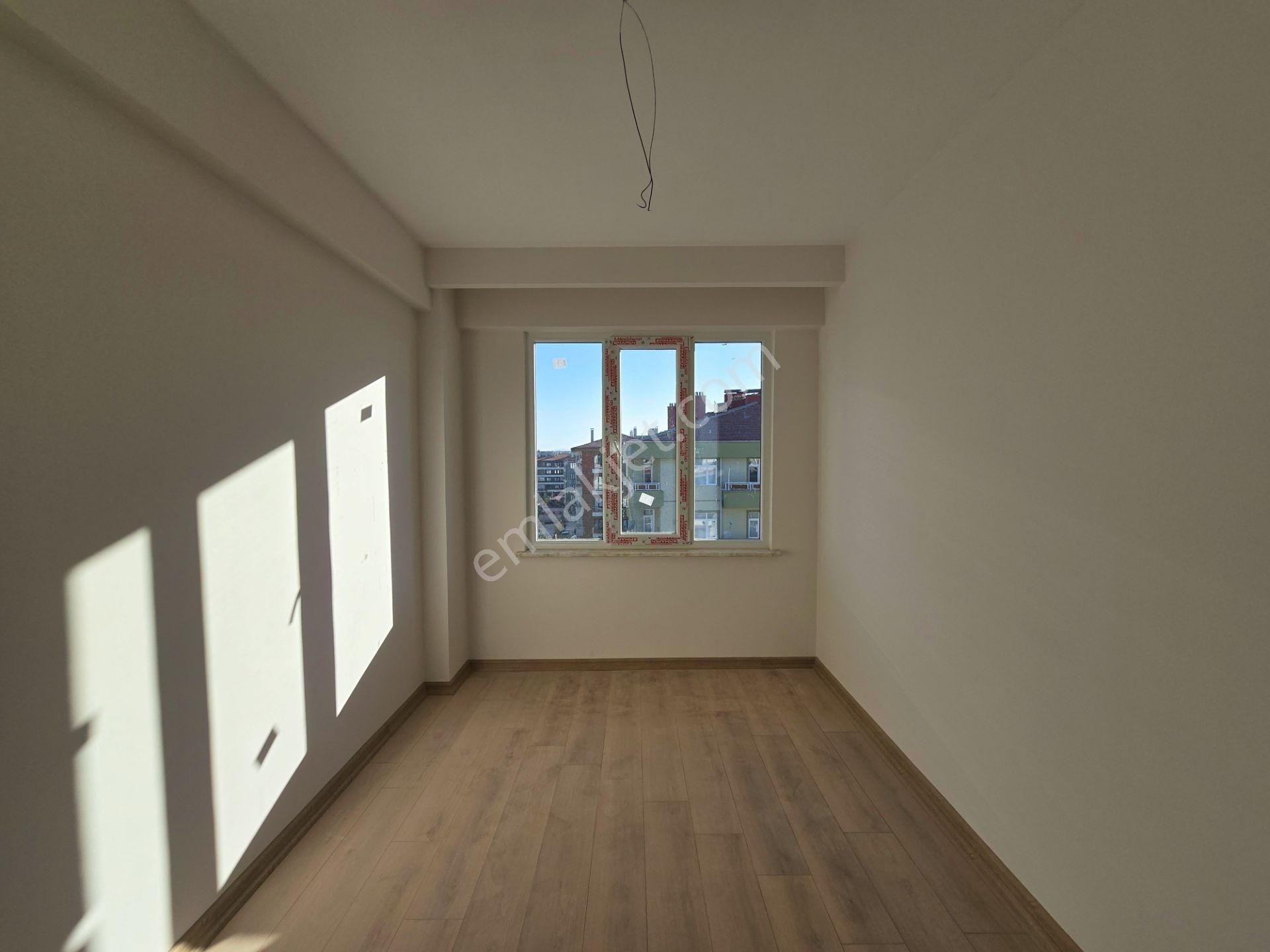 Genç Osman Cad. 3+1 Sıfır Lüks Geniş Daire - Görsel 36