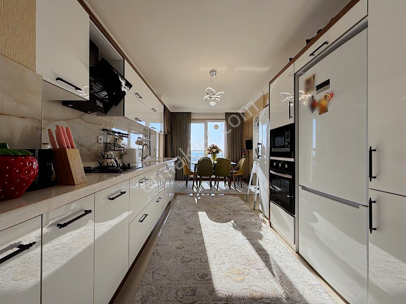 Yasa'dan Karakayada Site İçerisinde 9.kat E.banyolu Kilerli 3+1! - Görsel 31