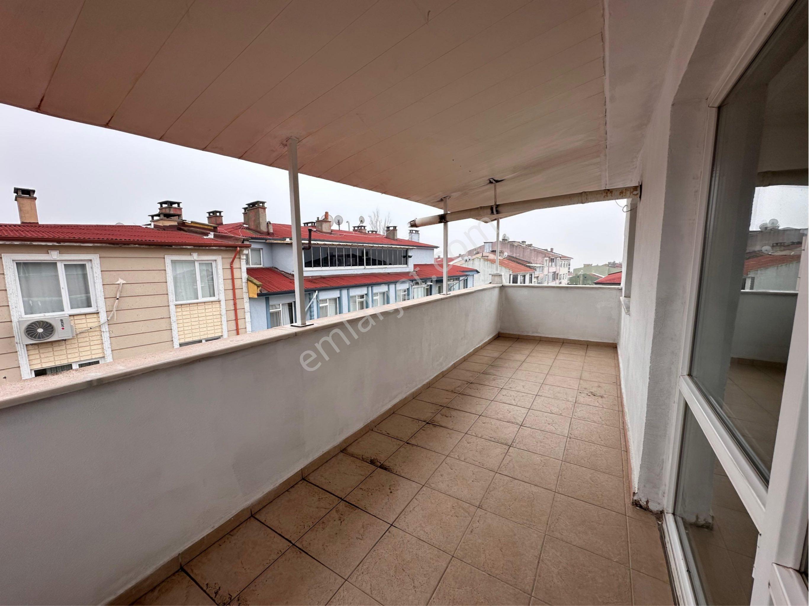 Edirne Selimiye Cami Yanı Satılık 2+1 Daire - Görsel 11