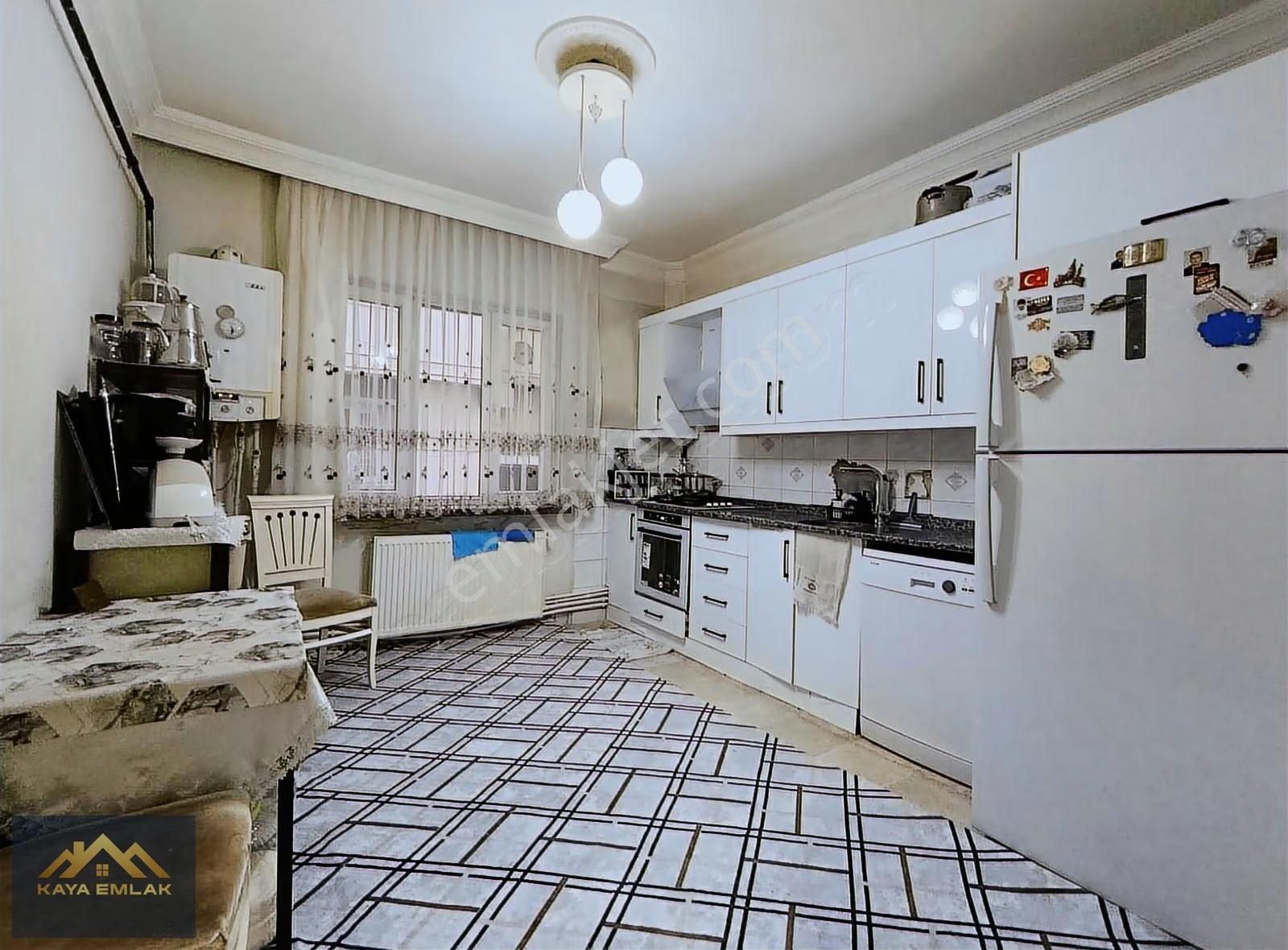 Yeşilevler Mahallesinde Satılık 3+1 Kattan Bölme Daire - Görsel 11