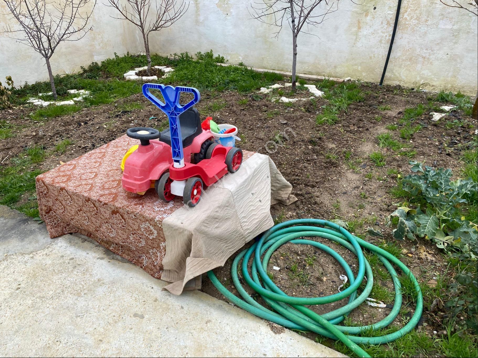 Menderes Görece Havalimanı Dibinde Bahçeli Müstakil Ev - Görsel 4