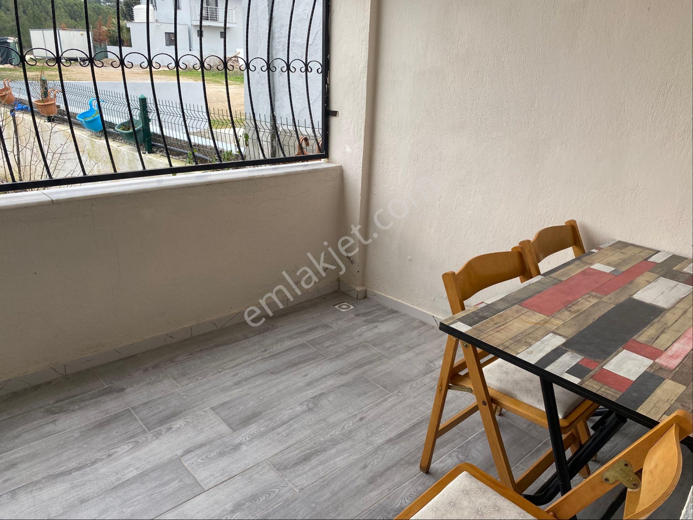 Menderes Görece Havalimanı Dibinde Bahçeli Müstakil Ev - Görsel 14