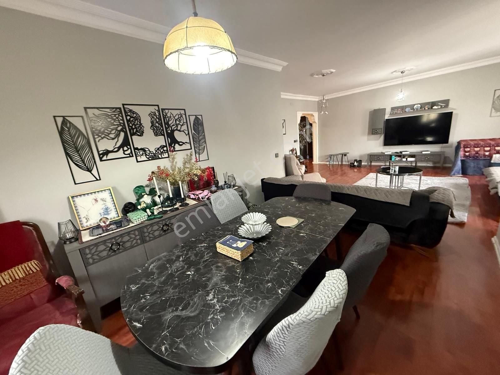 Altayçeşme Kayalarkent Sitesi 4+2 Kiracılı Satılık Dublex - Görsel 11