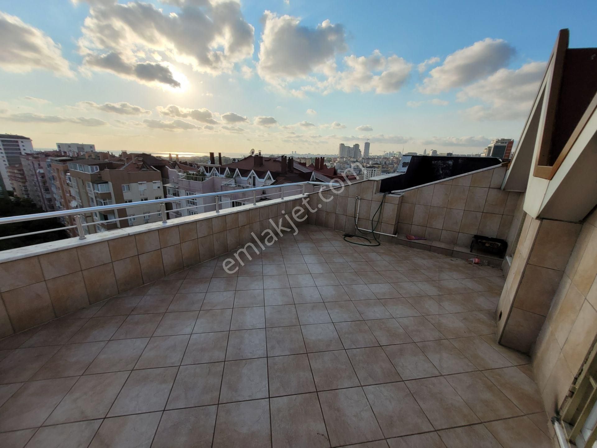 Altayçeşme Kayalarkent Sitesi 4+2 Kiracılı Satılık Dublex - Görsel 6