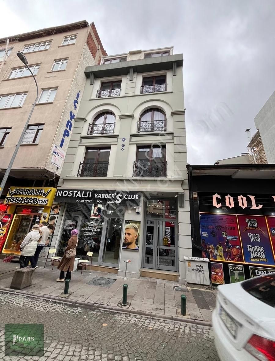 Park Gayrimenkulden İstiklal Mahallesi Şairfuzuli Arası Kiralık - Görsel 10