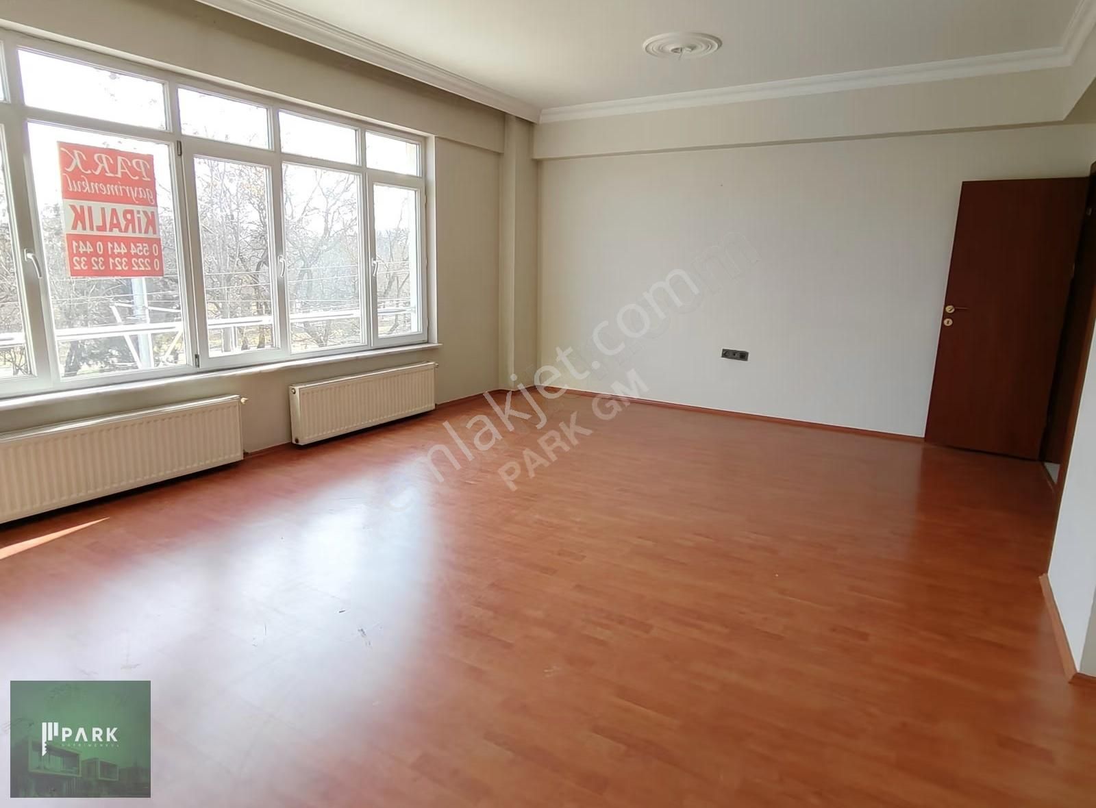 Park Gayrimenkul'den Ömerağada Cadde Üzeri Manzaralı Kiralık 3+1 - Görsel 12