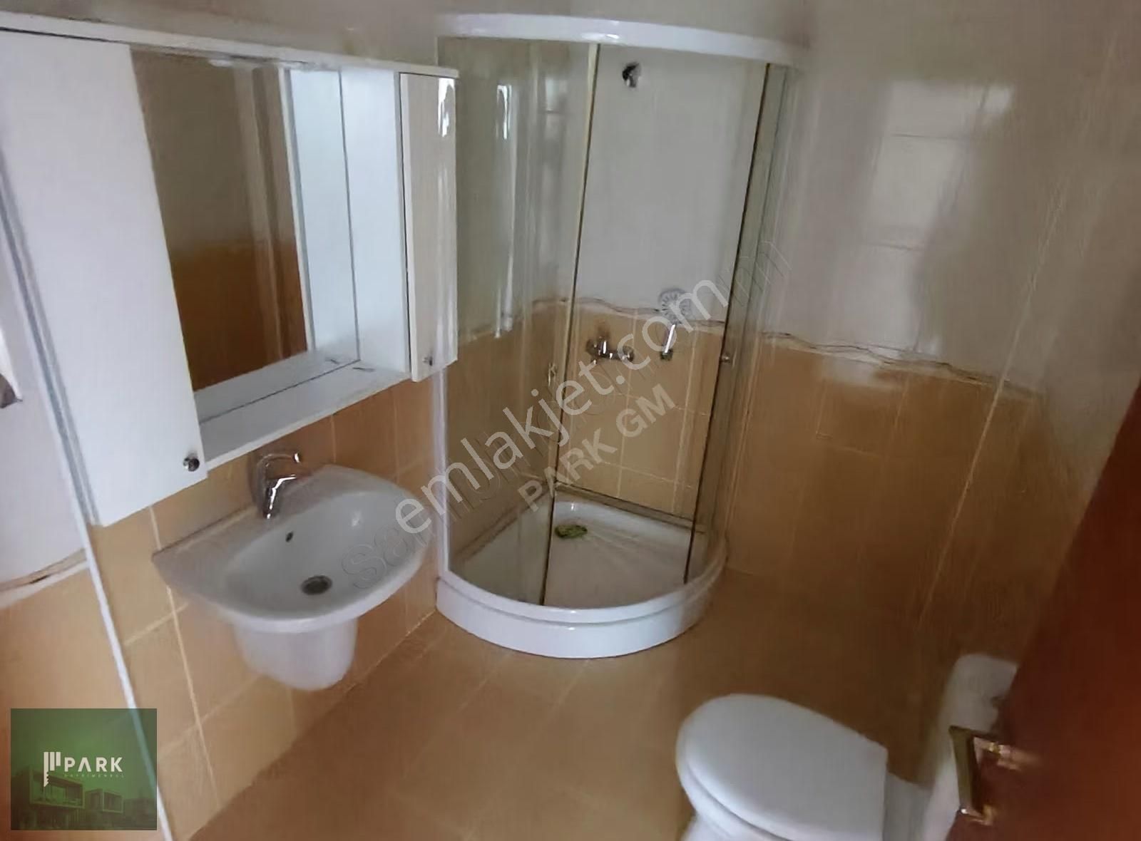 Park Gayrimenkul'den Ömerağada Cadde Üzeri Manzaralı Kiralık 3+1 - Görsel 21