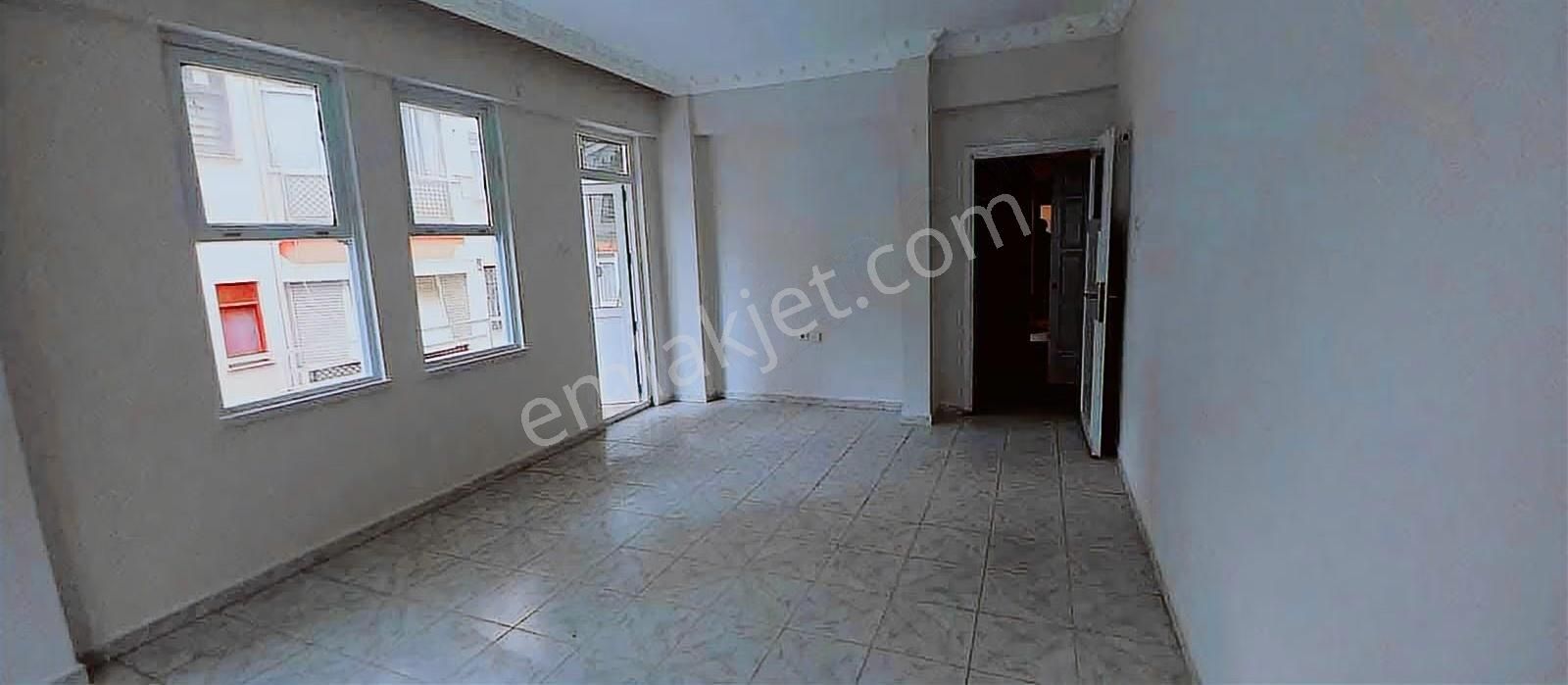 Kellerpınarı Mah Satılık 2+1 Ayrı Mutfak Daire Denize 250m - Görsel 3