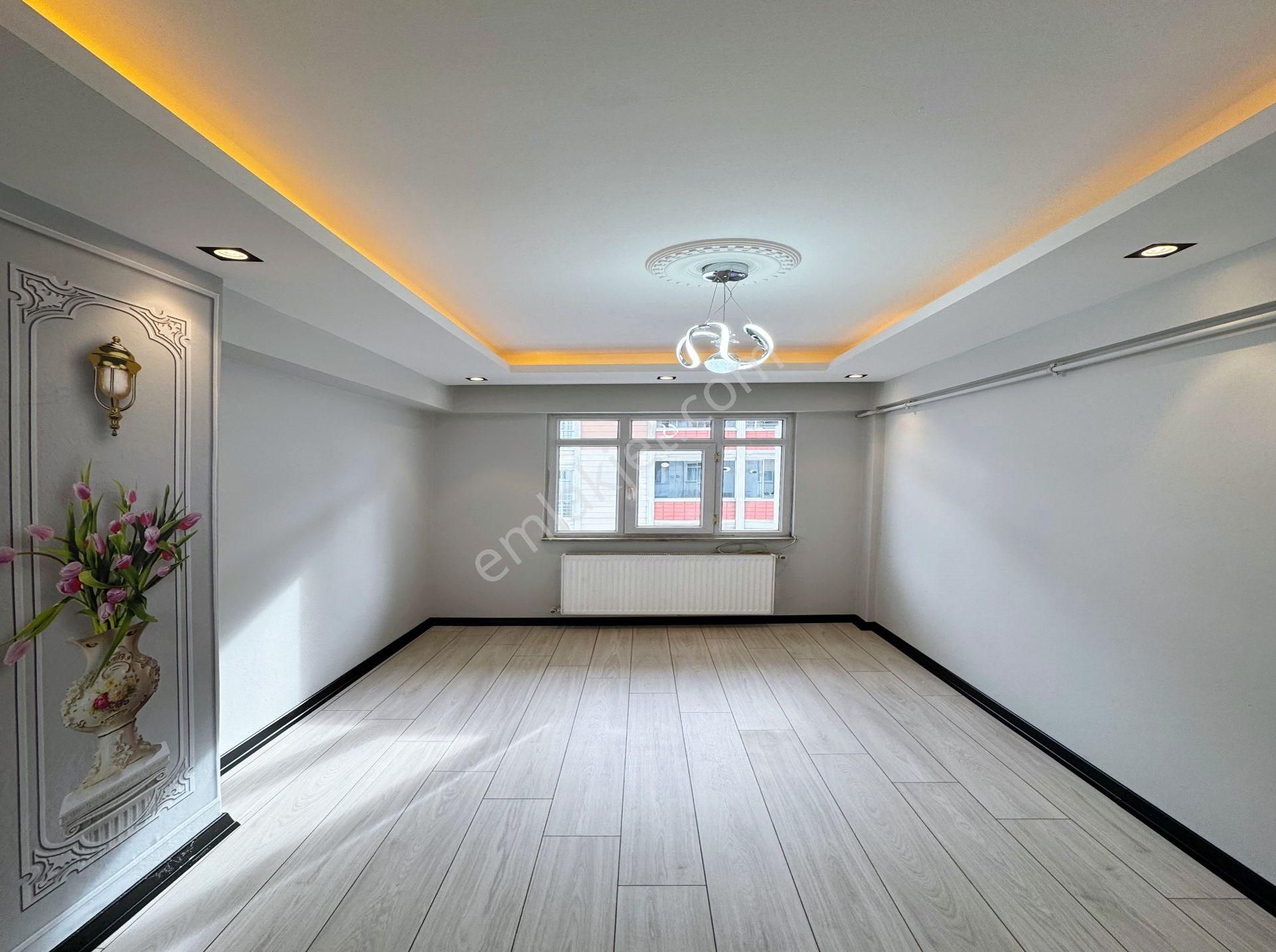 Beylikdüzü Vira Yapı'dan Muacir Mahallesin'de 2+1 Balkonlu Köşe Daire ! - Görsel 4