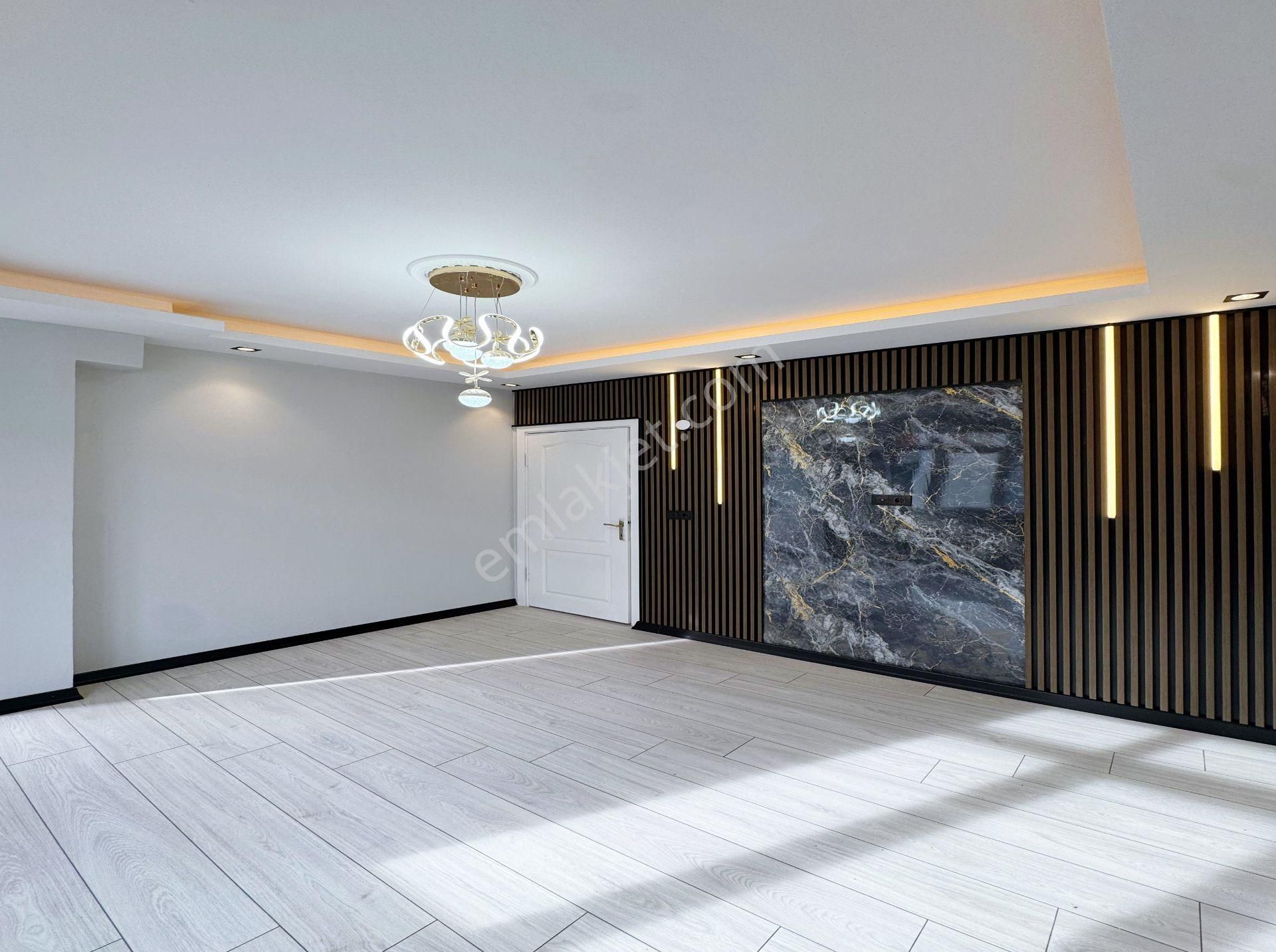 Beylikdüzü Vira Yapı'dan Muacir Mahallesin'de 2+1 Balkonlu Köşe Daire ! - Görsel 2