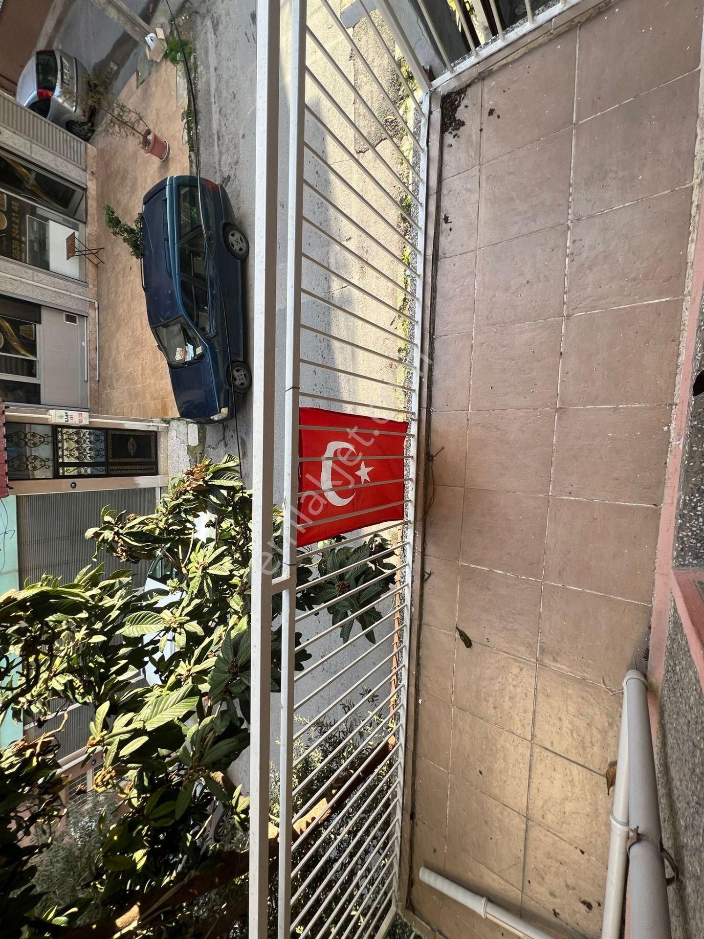 Buca Ufuk Mahallesinde 2+1 95m2 D.gazlı Arakat Kiralık Daire - Görsel 18