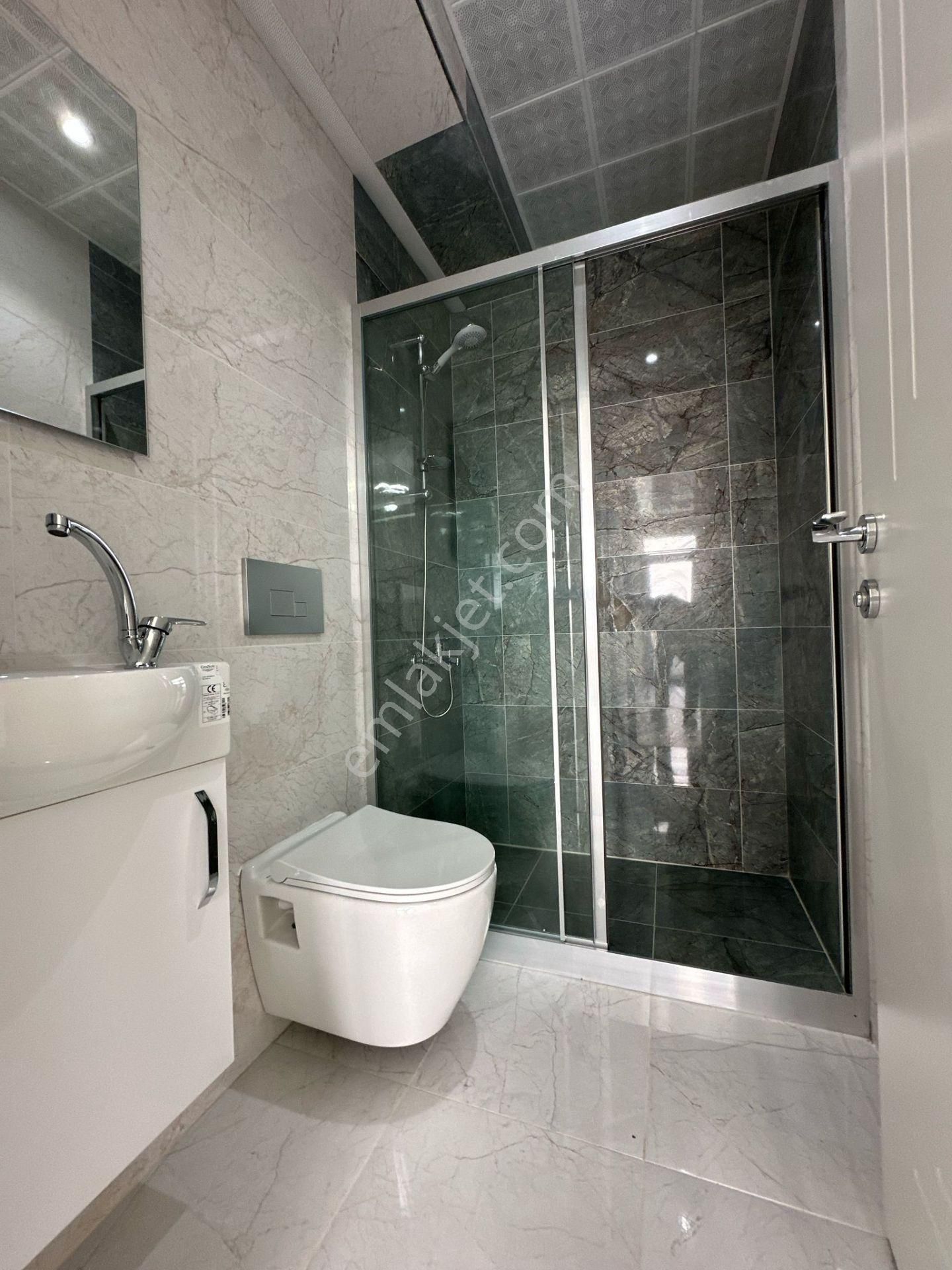 Pursaklar Mehmet Zengin Emlak'tan Kapalı Otoparklı 8.kat 4+1 Teras Balkonlu Sitede Daire - Görsel 27