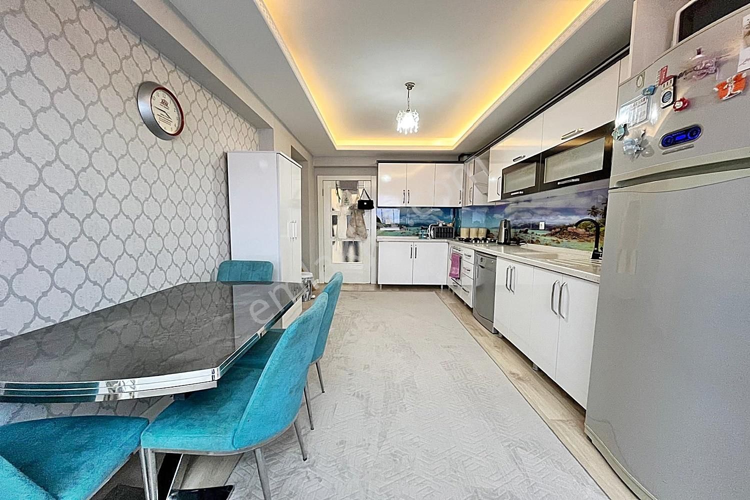 Karakaya'da Cadde Üstünde Ara Katta 3+1 Lüks Yapılı Daire - Görsel 30