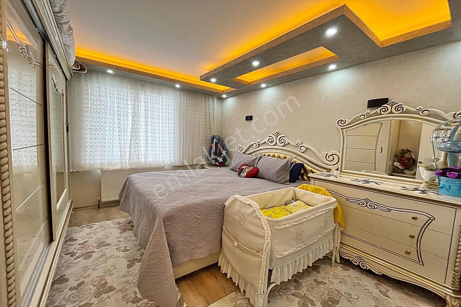 Karakaya'da Cadde Üstünde Ara Katta 3+1 Lüks Yapılı Daire - Görsel 11