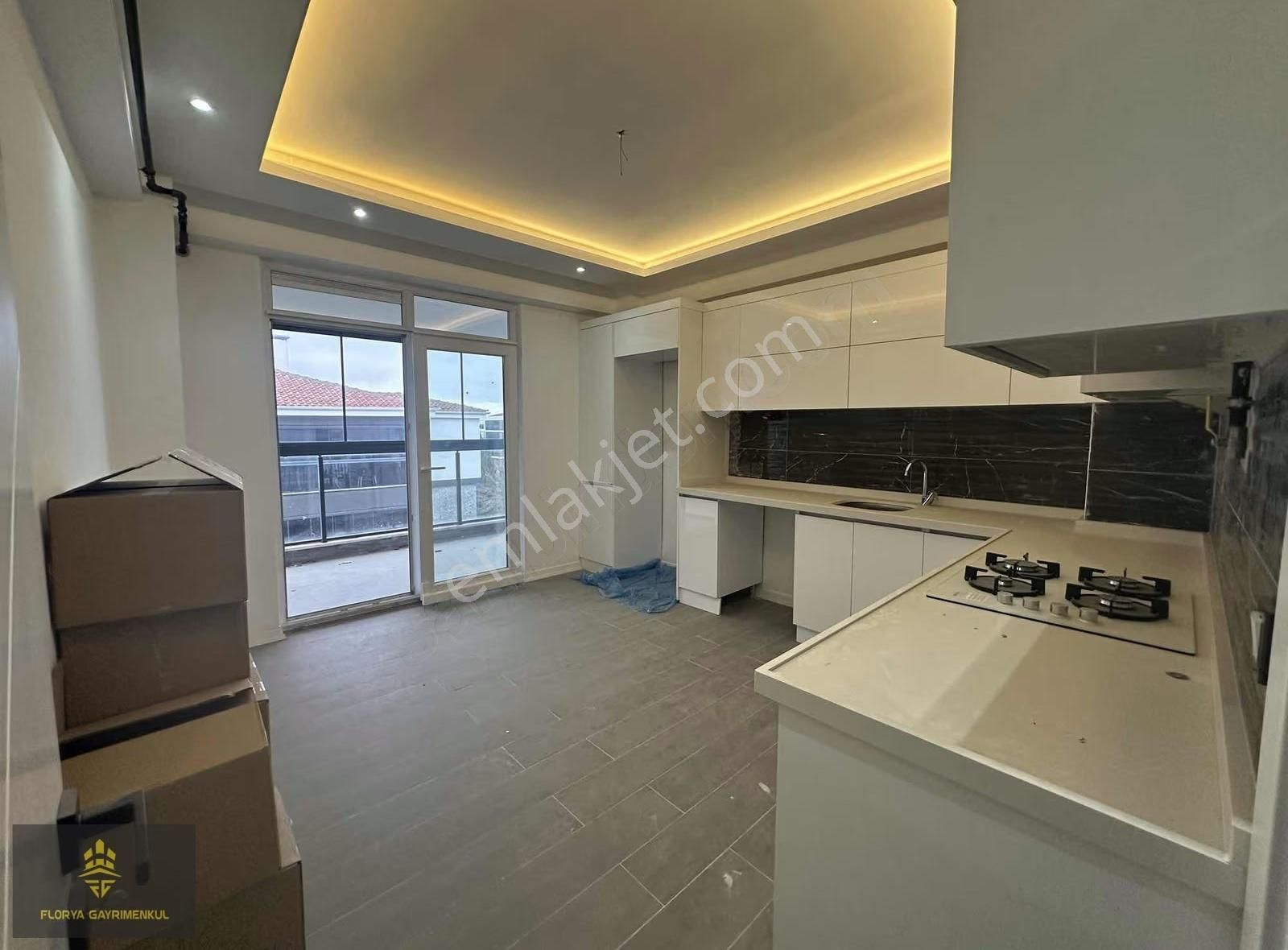 Batıkentte Site İçi Kilerli Giyinme Odalı Ultra Lüks Daire - Görsel 5