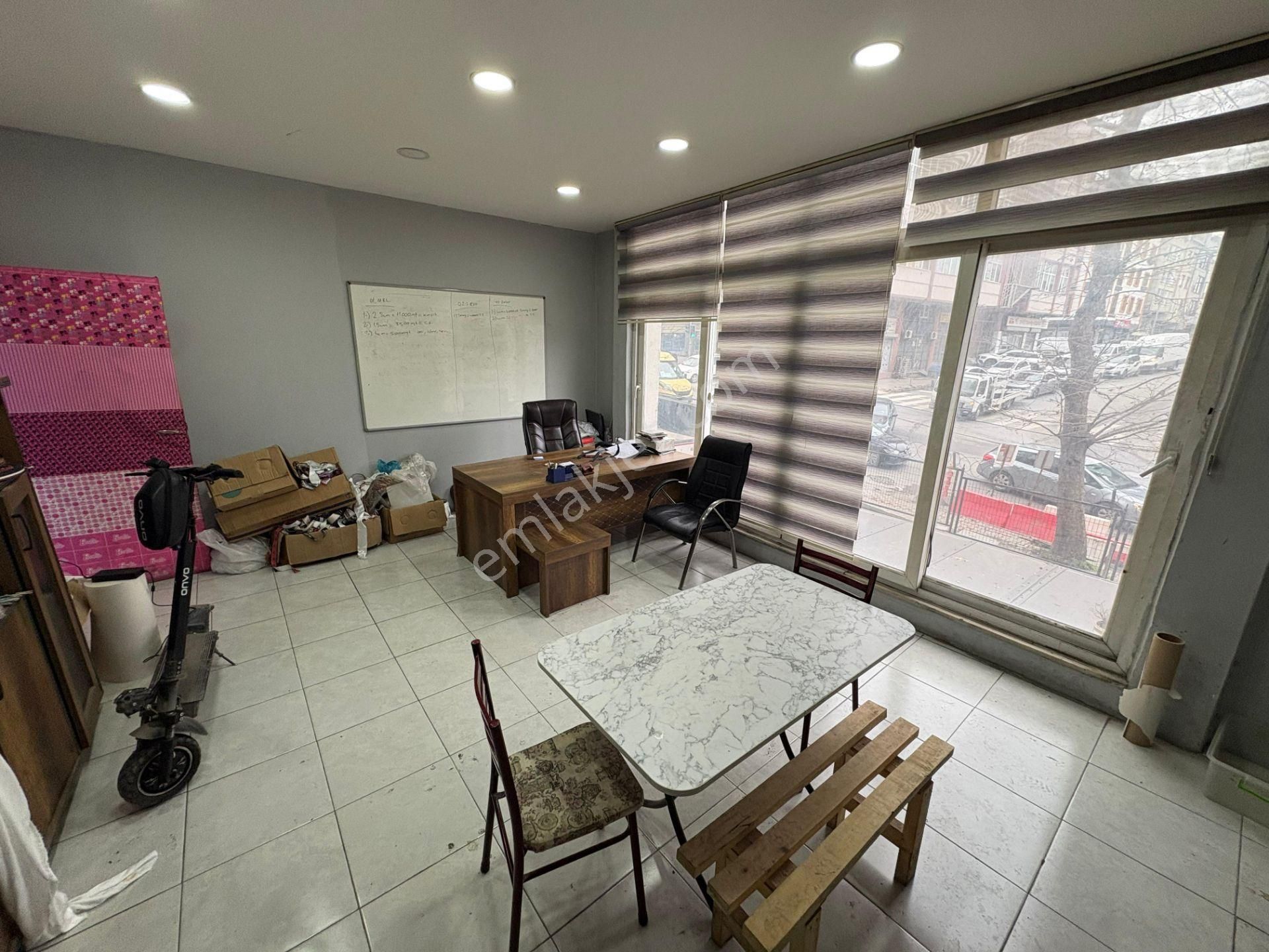 Bayrampaşa Alba Sanayi Sitesi'nde Kiralık Atölye & Dükkan - Görsel 6