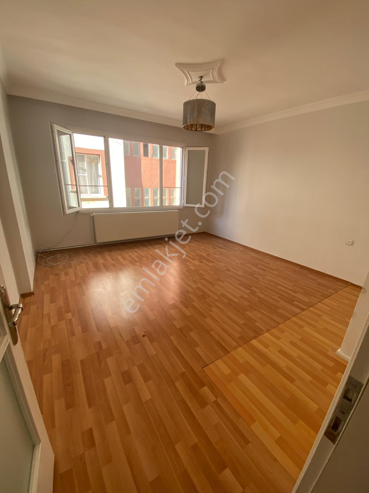 Hürriyet Mahallesinde 72 M² 2+1 Kiralık Eşyasız Boş Daire - Görsel 5