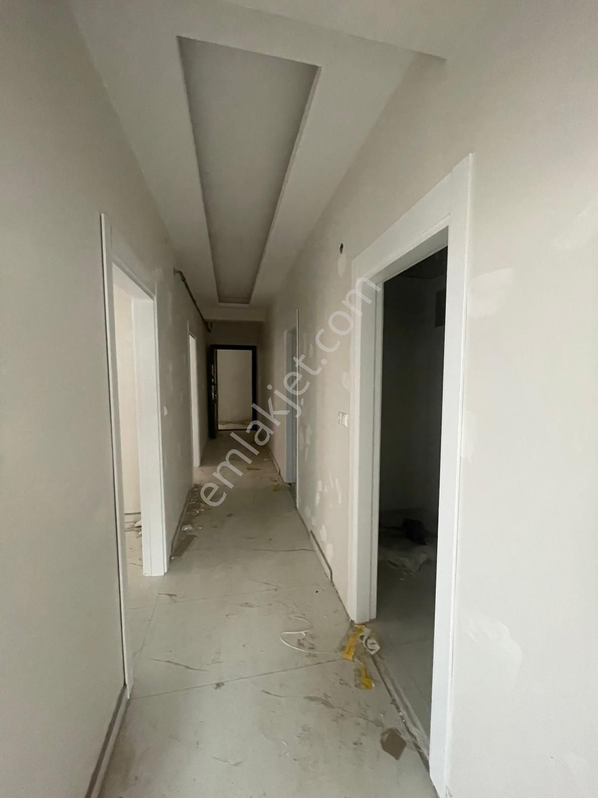 Afyon Üçok Emlaktan Ali İhsan Paşa Mah Satılık Sıfır 3+1 Lüx Asansörlü Daire - Görsel 6