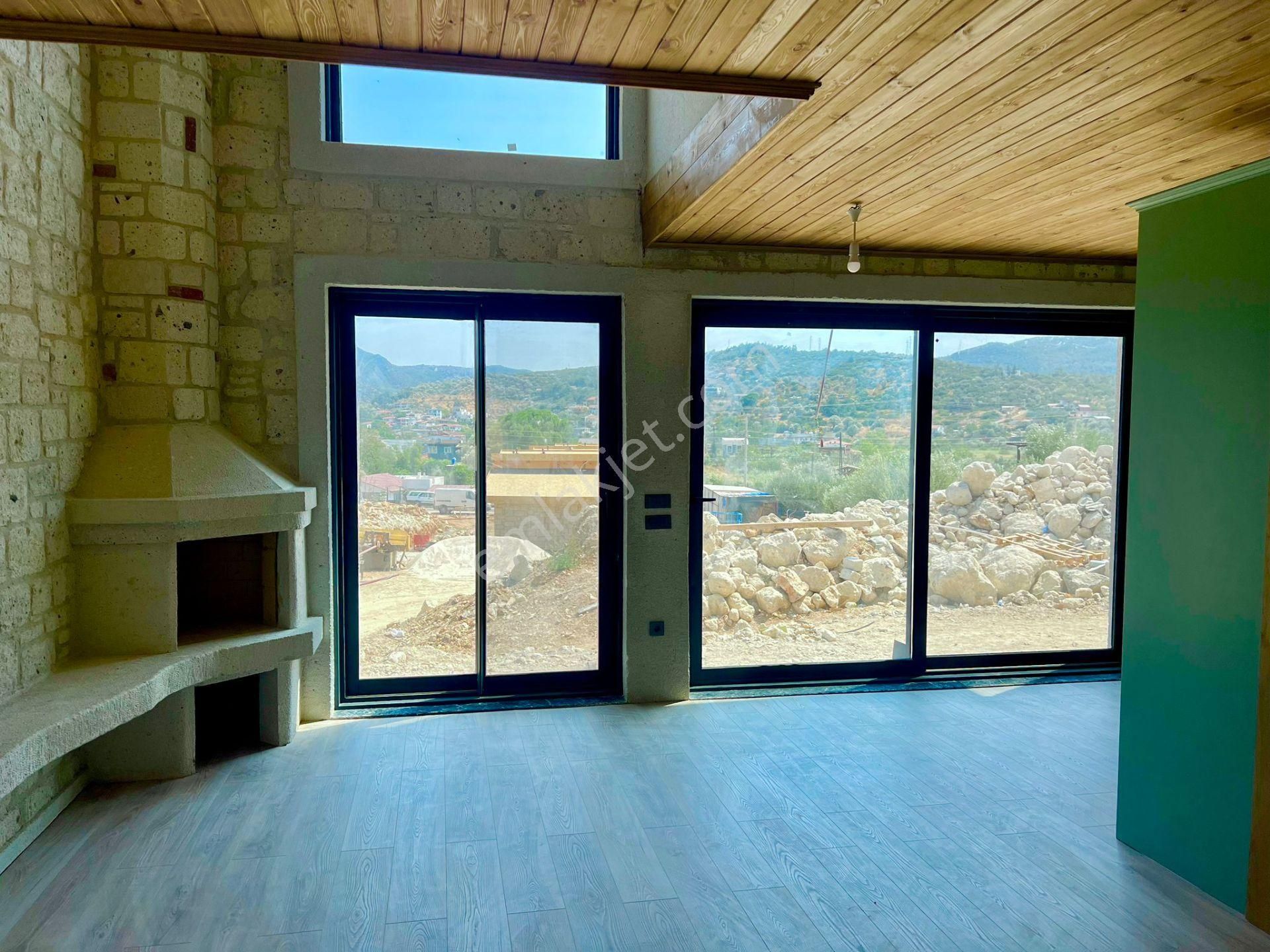 Urla Balıklıova'da Site İçerisinde Alaçatı Tarzı Taş Villa - Görsel 33