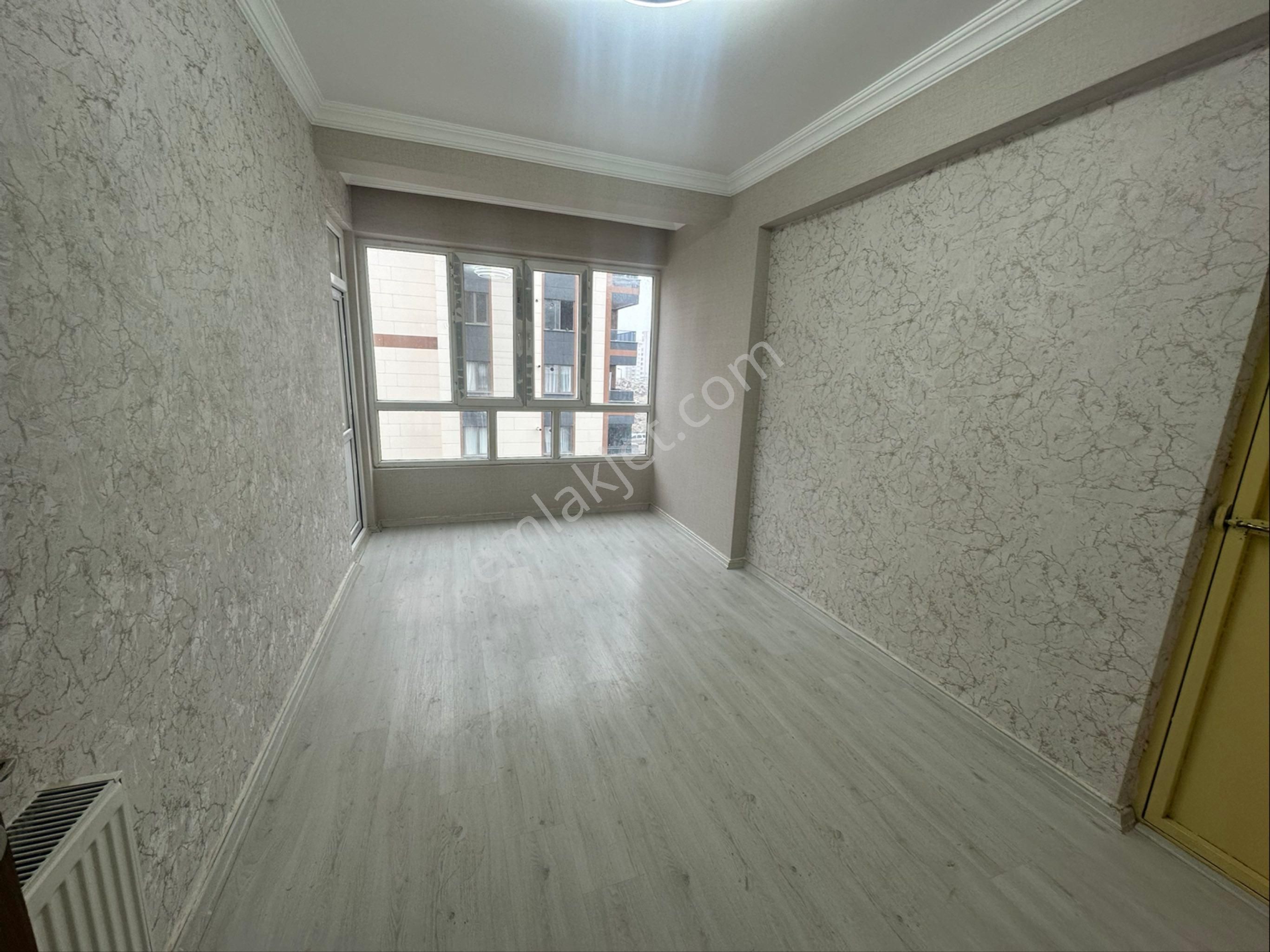 Akev Gayrimenkul'den Karaköprü Doğukentte Bakımlı Ara Kat 4+1 Daire - Görsel 14