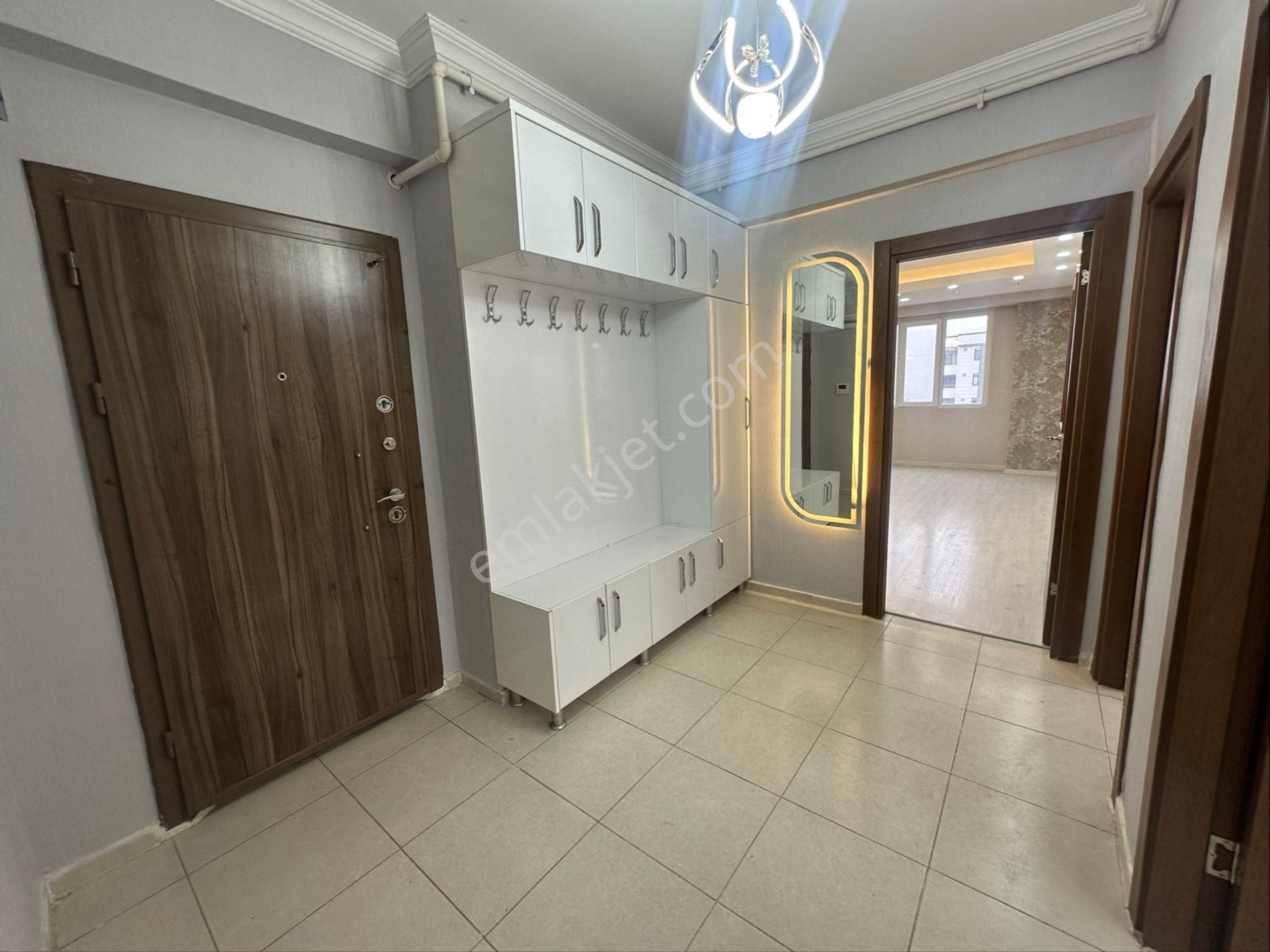 Akev Gayrimenkul'den Karaköprü Doğukentte Bakımlı Ara Kat 4+1 Daire - Görsel 21