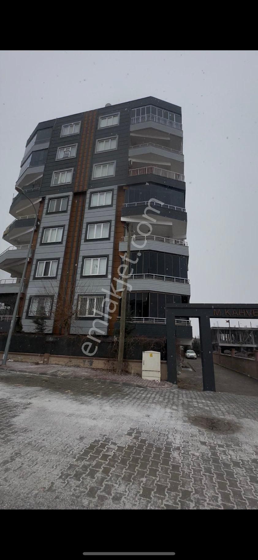 Akev Gayrimenkul'den Karaköprü Doğukentte Bakımlı Ara Kat 4+1 Daire - Görsel 32