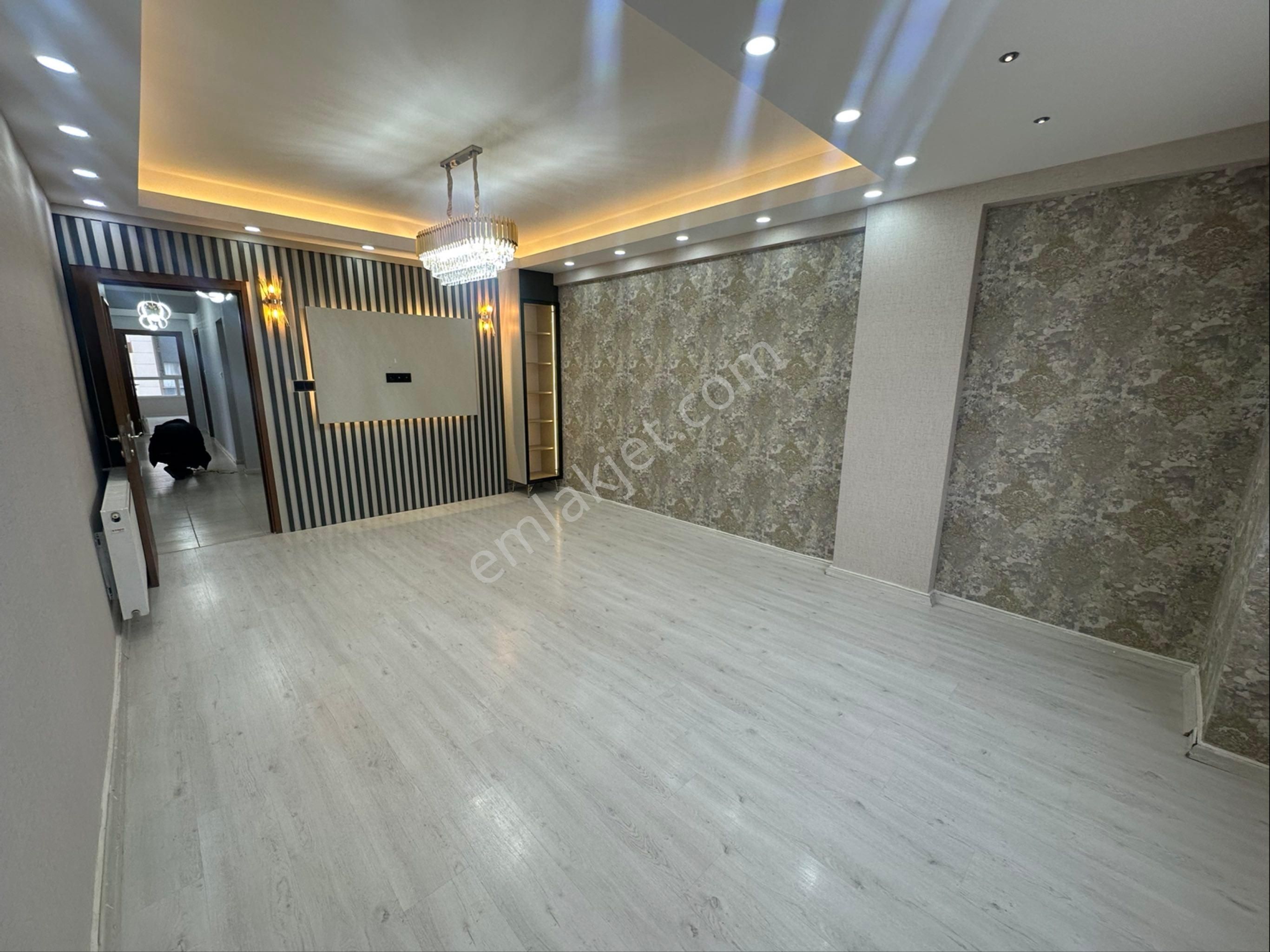 Akev Gayrimenkul'den Karaköprü Doğukentte Bakımlı Ara Kat 4+1 Daire - Görsel 6