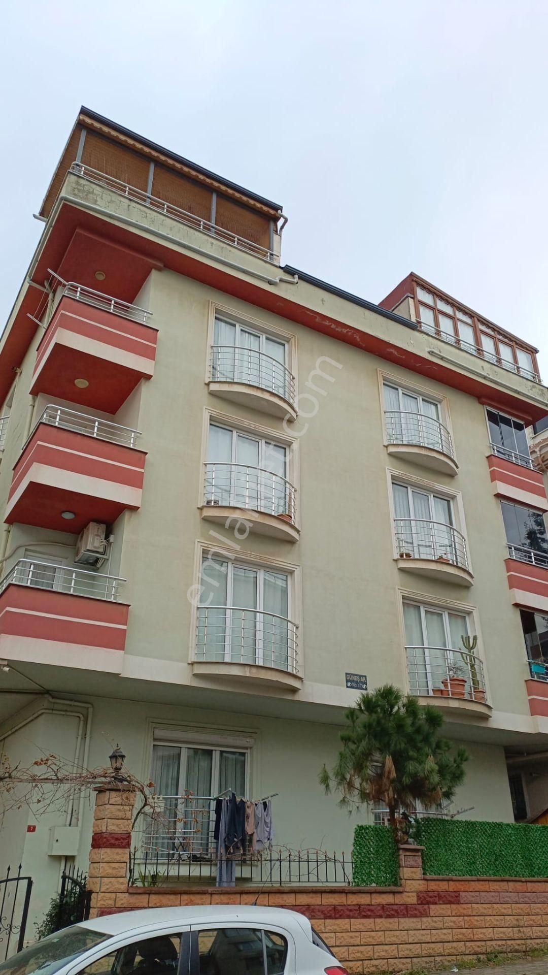 Güzelyalı Güven Emlaktan Kiralık 2+1 Asansörlü Barbükülü Teras Katı Daire