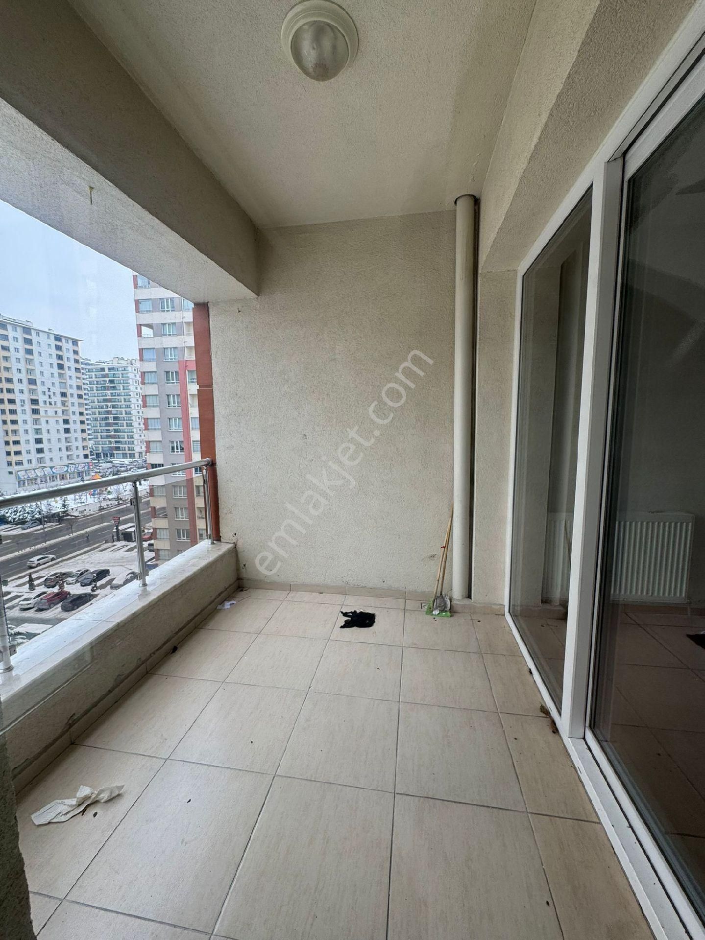 Vb Grup Papatya Caddesi 2.5+1 Geniş Kiralık Daire - Görsel 16