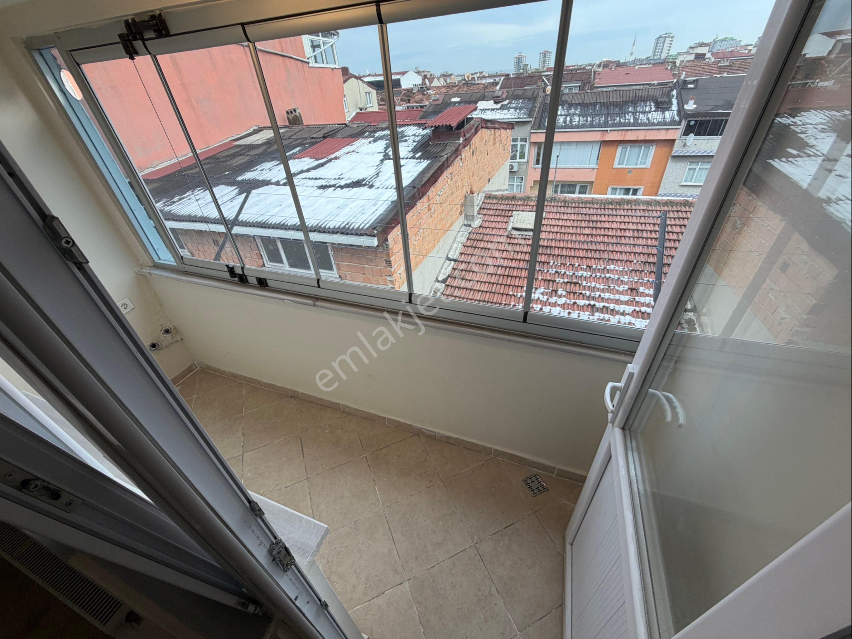 Aydın İnş. 1.cebeci Cad. Komşu 4+1 180m2 3.yıllık Asansörlü Dublex - Görsel 20