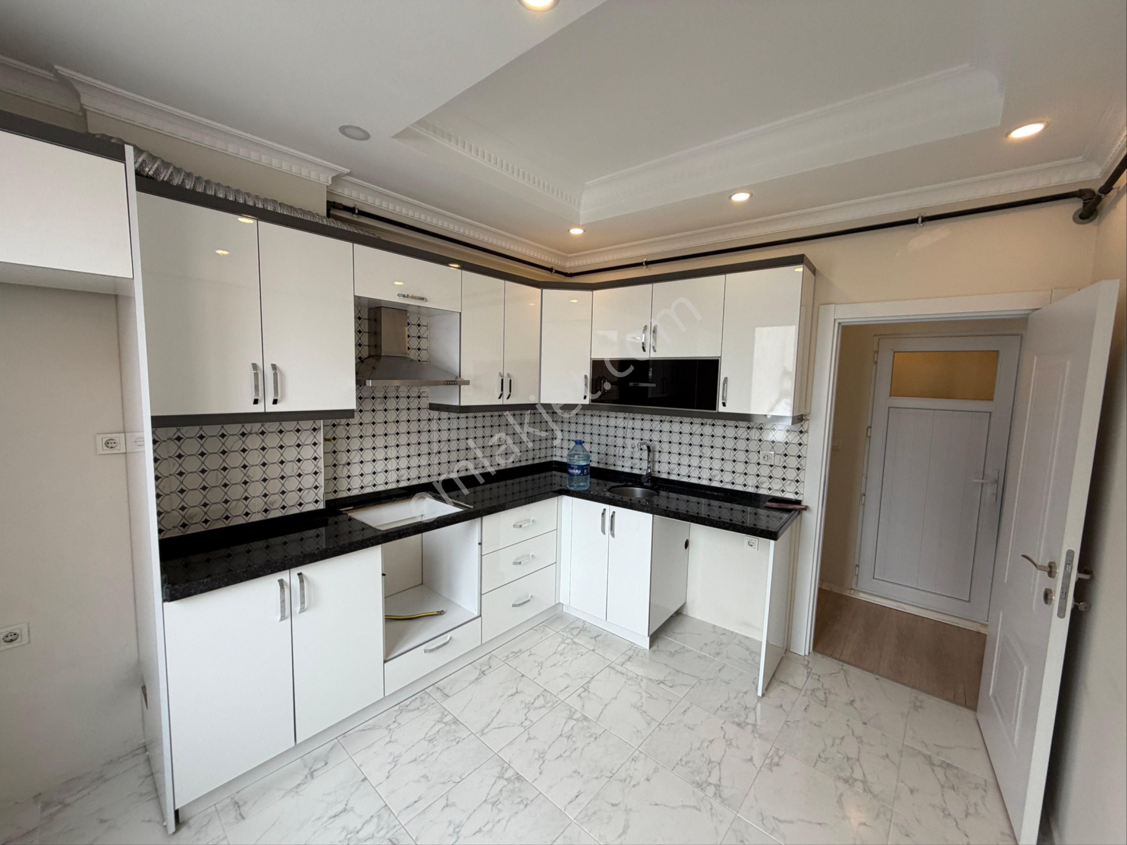 Aydın İnş. 1.cebeci Cad. Komşu 4+1 180m2 3.yıllık Asansörlü Dublex - Görsel 4