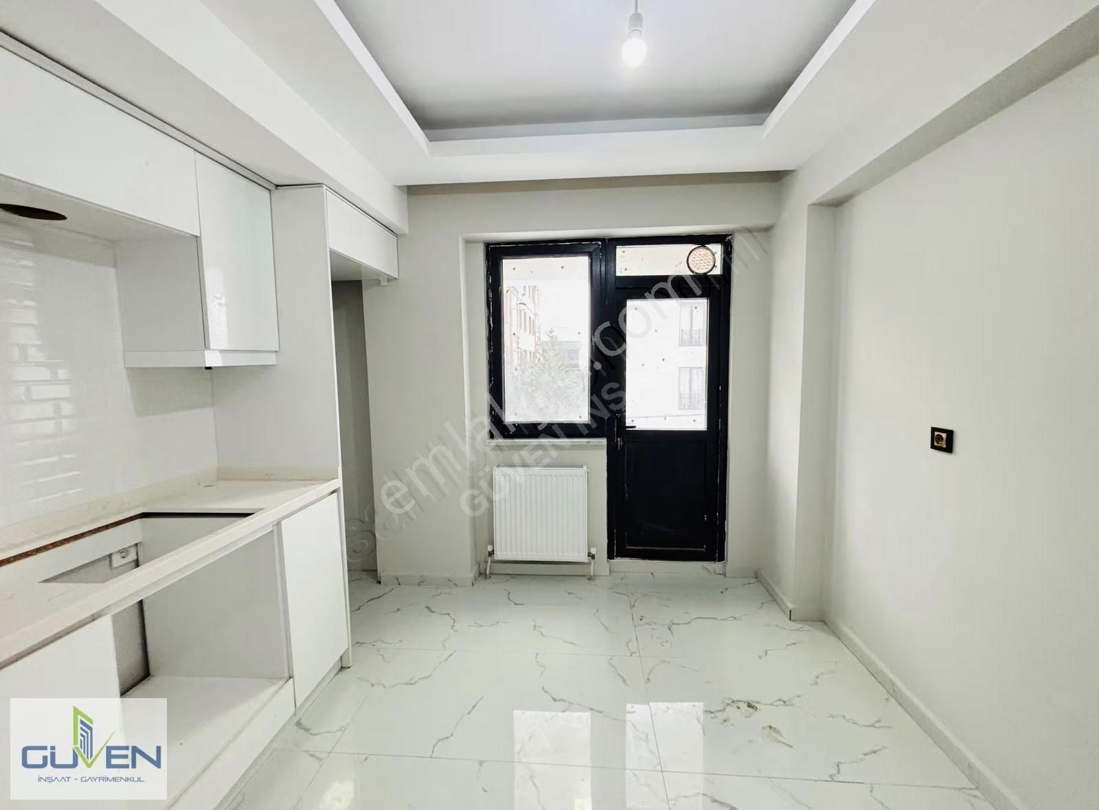 Güven'den İstasyon'da Hızlı Trene Yakın Konumda Ön Cephe 2+1 Ev! - Görsel 24