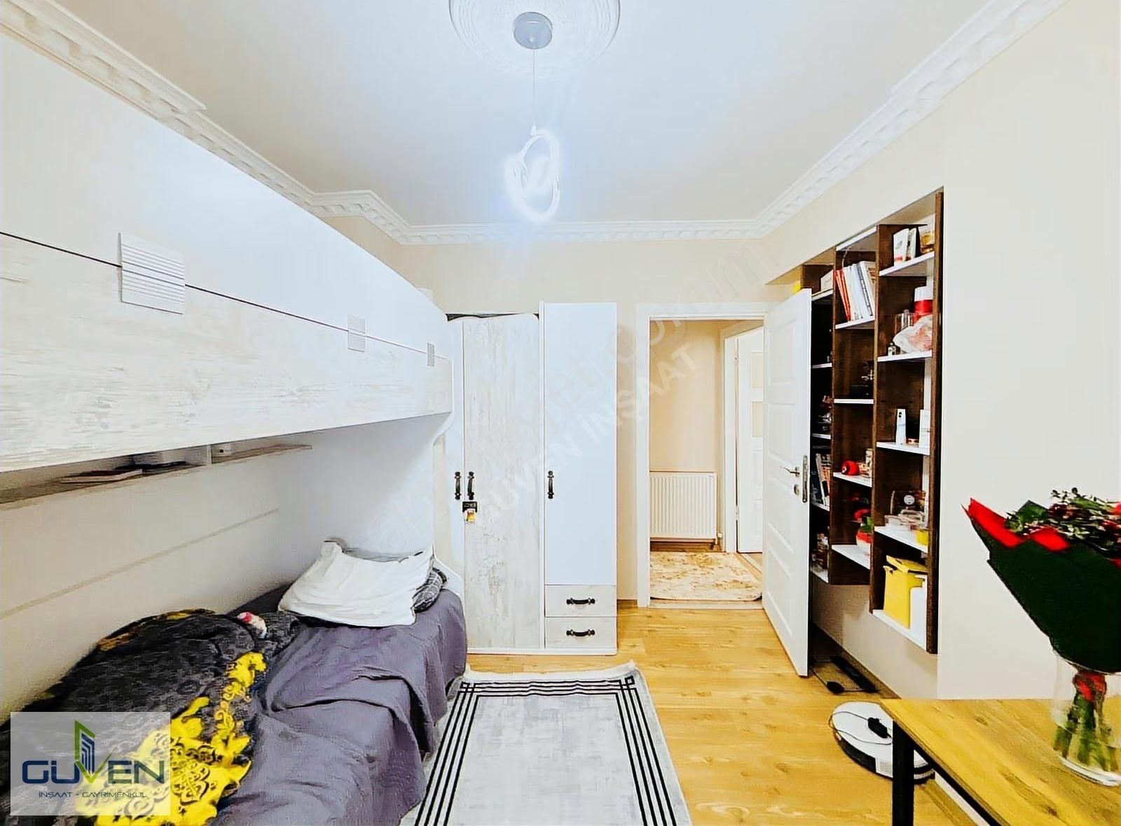 Güven'den Merkezi Konumda Ara Kat Ön Cephe Fırsat 2+1 Daire - Görsel 14