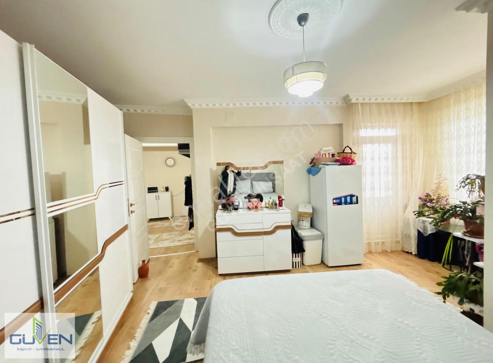 Güven'den Merkezi Konumda Ara Kat Ön Cephe Fırsat 2+1 Daire - Görsel 8