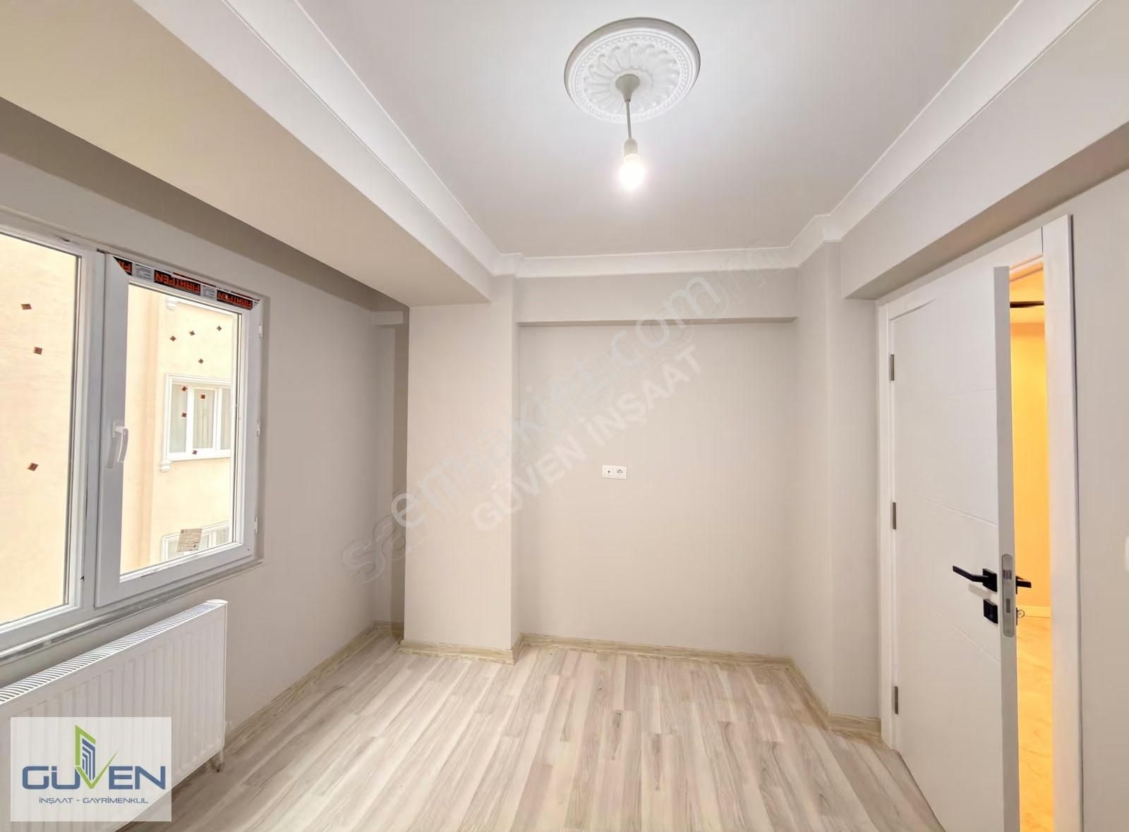 Güven'den Çarşı İçinde Servis Durağı Yanı Ara Kat Ön Cephe 2+1ev - Görsel 15