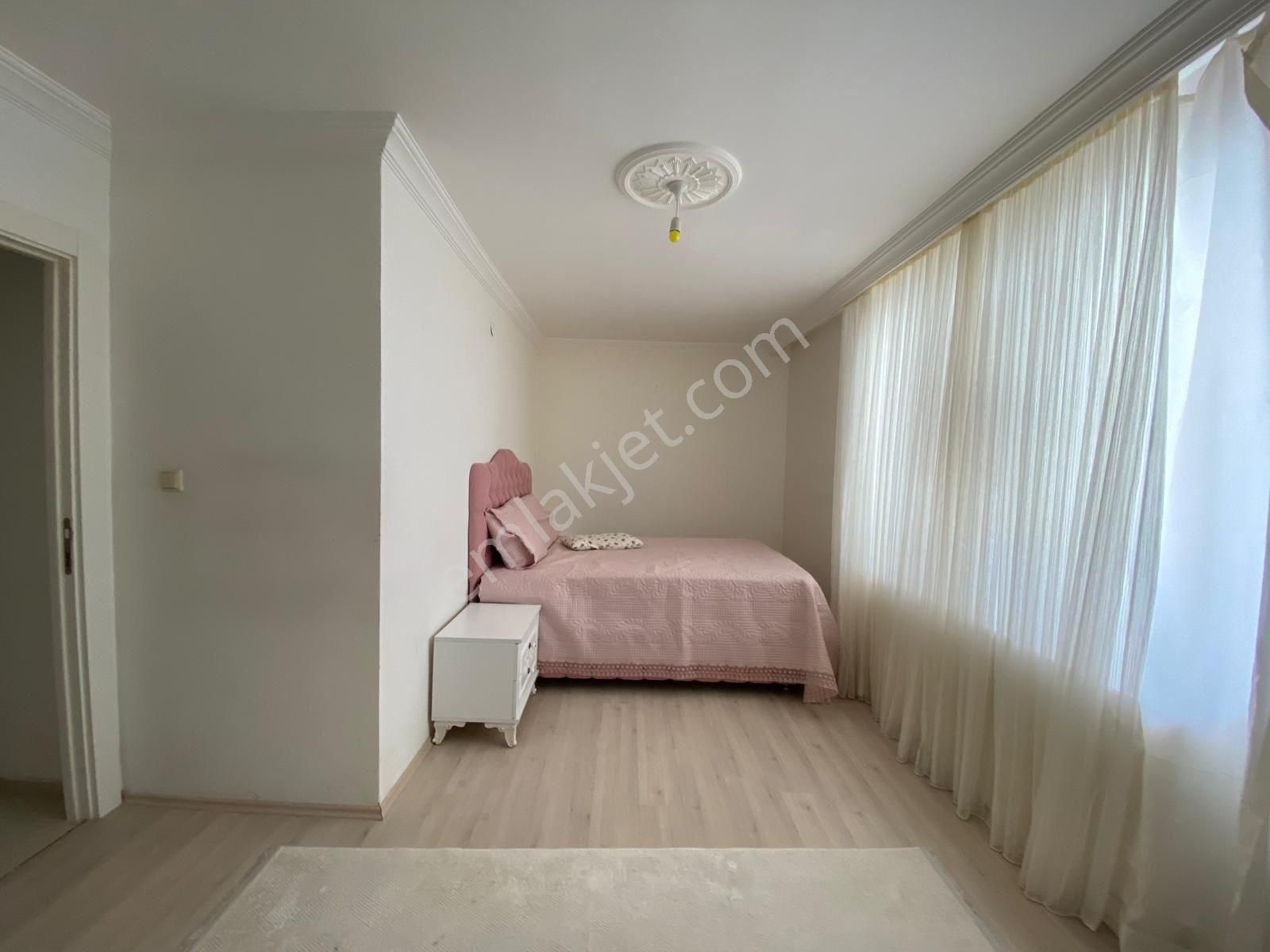 Öz Eda Emlaktan Satılık Emsalsız 3+1 Ğiriş Daire - Görsel 6