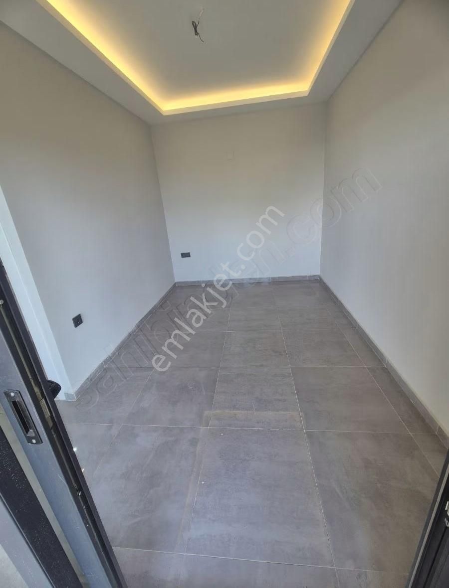 Davutlar Termal Bölgesinde 4+1 Havuzlu Müstakil Villa - Görsel 9