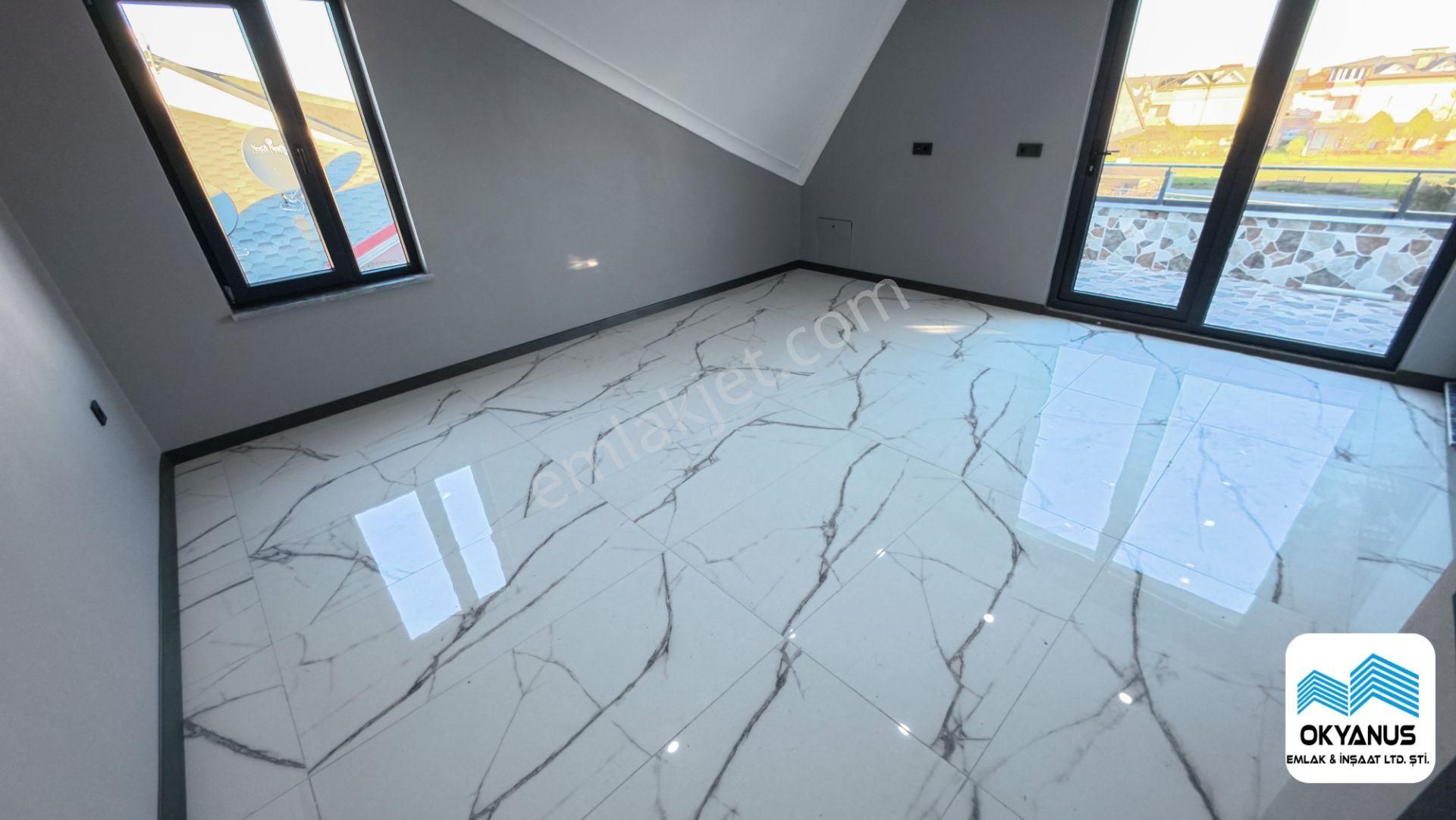 Sakarya Kocaali De Deniz Manzaralı, Şık Mutfak Dolaplı 3+1 Villa - Görsel 24